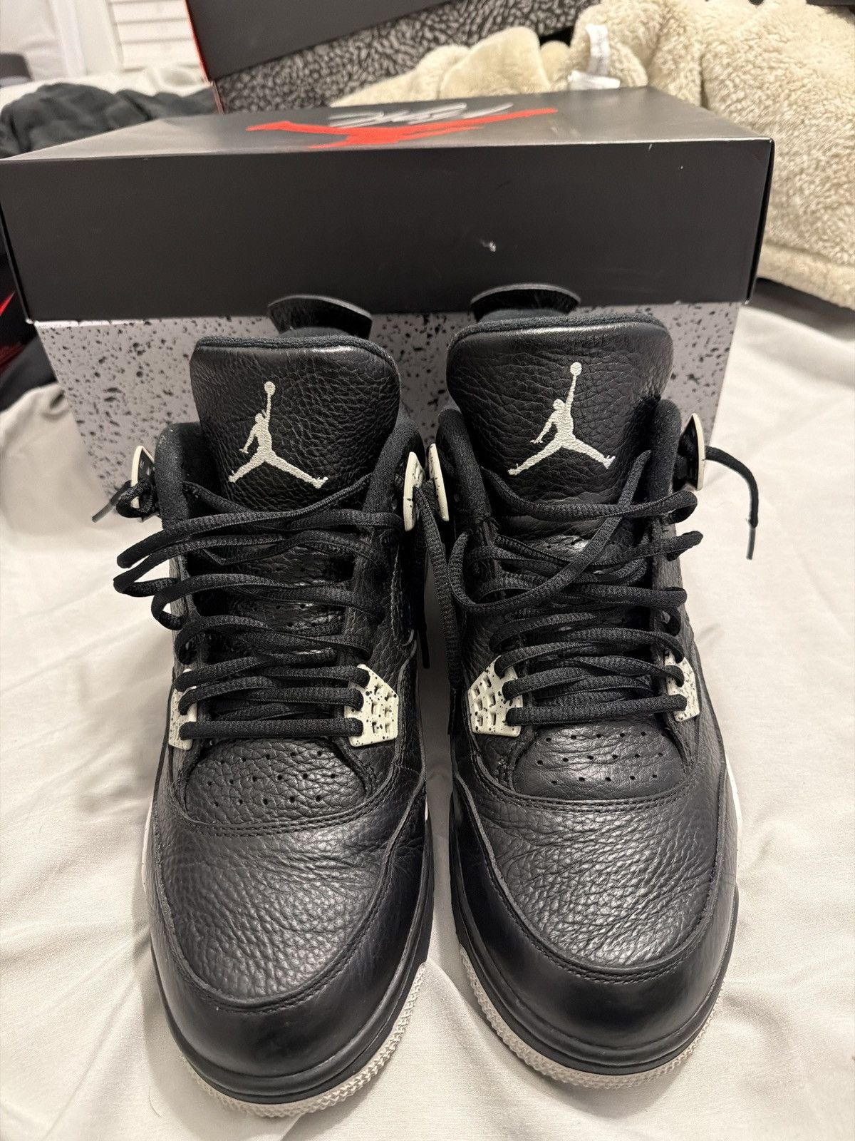 Nike Air Jordan 4 Retro Oreo Size US 11 / EU 44 - 2 Thumbnail