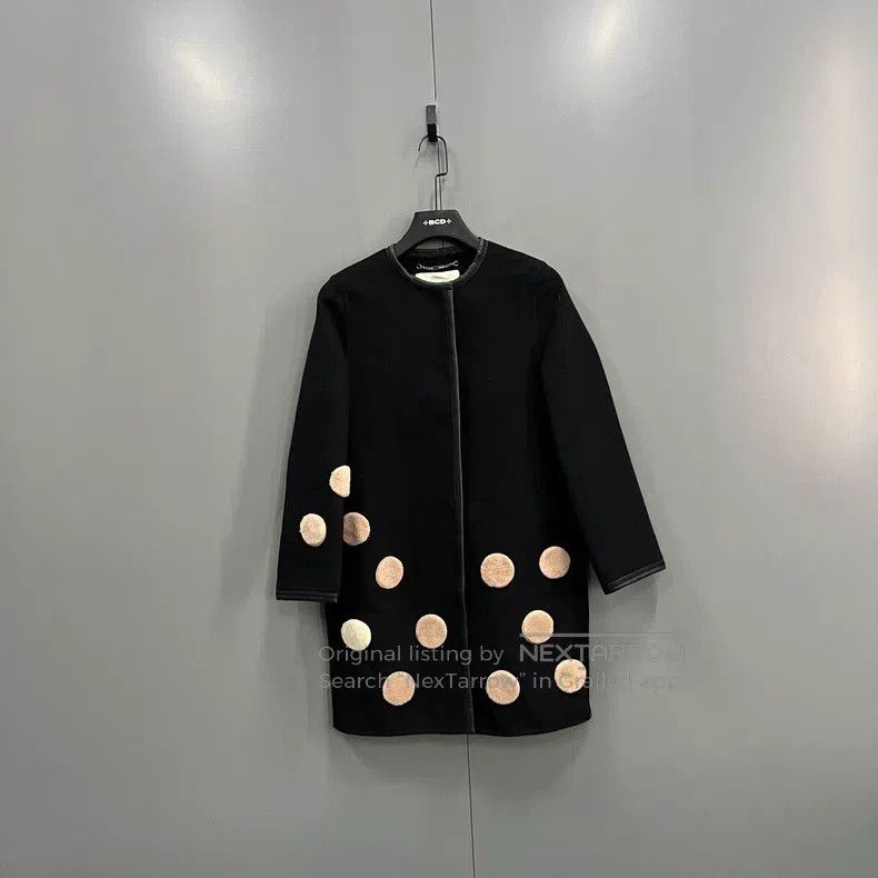 Fendi Fendi Black round neck coat Size XXS / US 00 / IT 34 - 1 Thumbnail
