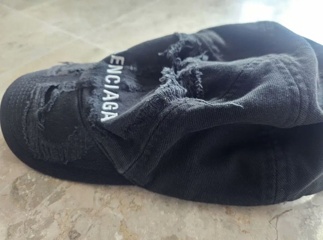Balenciaga Balenciaga Distressed Logo Cap Black Size ONE SIZE - 4 Thumbnail