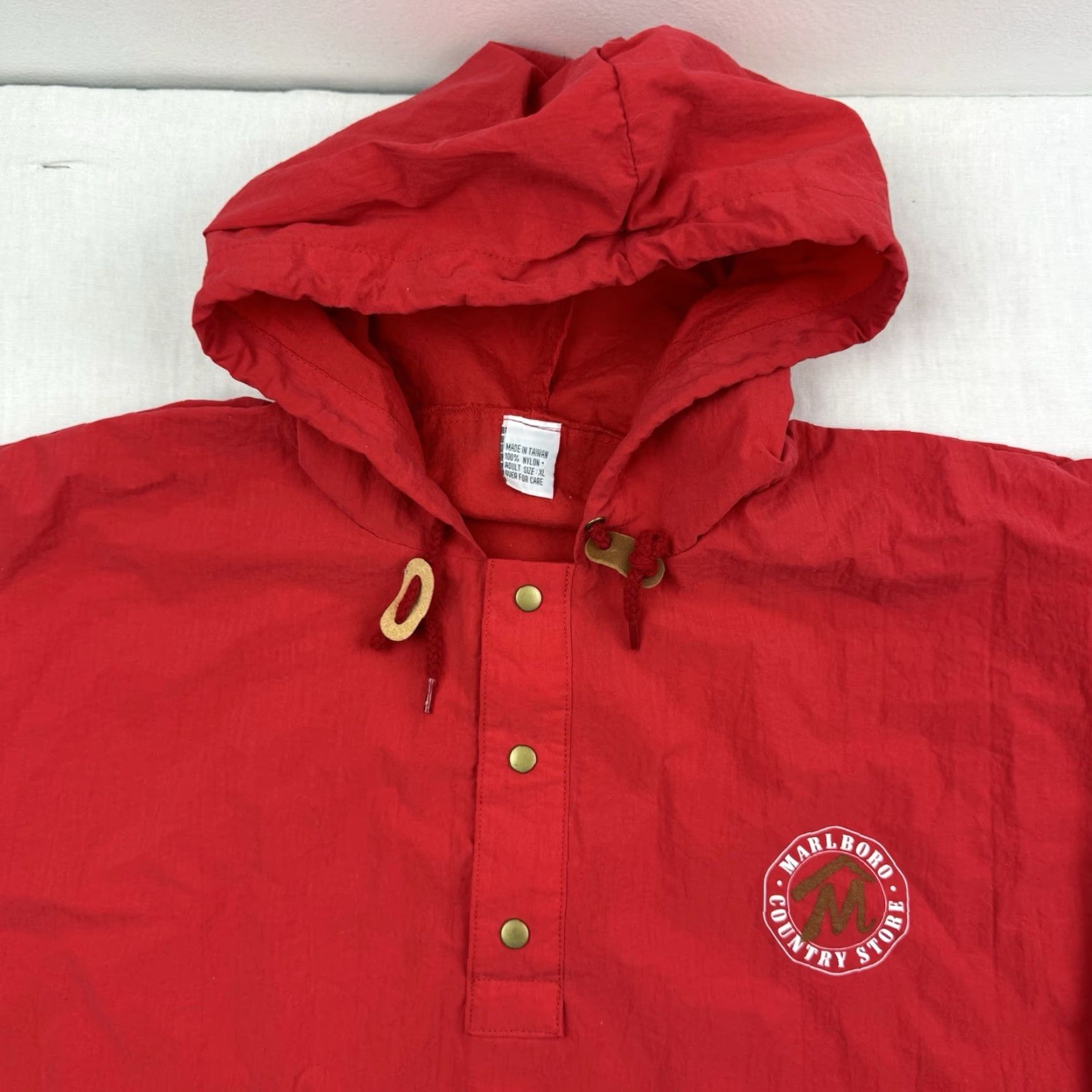 Marlboro VINTAGE Marlboro Jacket Adult XL Windbreaker 90s USA Red Mens XL Windbreaker 90s Promotional USA Red Marlboro Jacket Size US XL / EU 56 / 4 - 2 Thumbnail