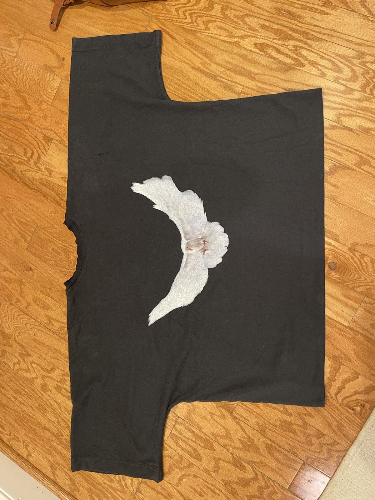 Balenciaga × Gap × Kanye West Yeezy Gap Balenciaga Dove T shirt Size US S / EU 44-46 / 1 - 2 Thumbnail