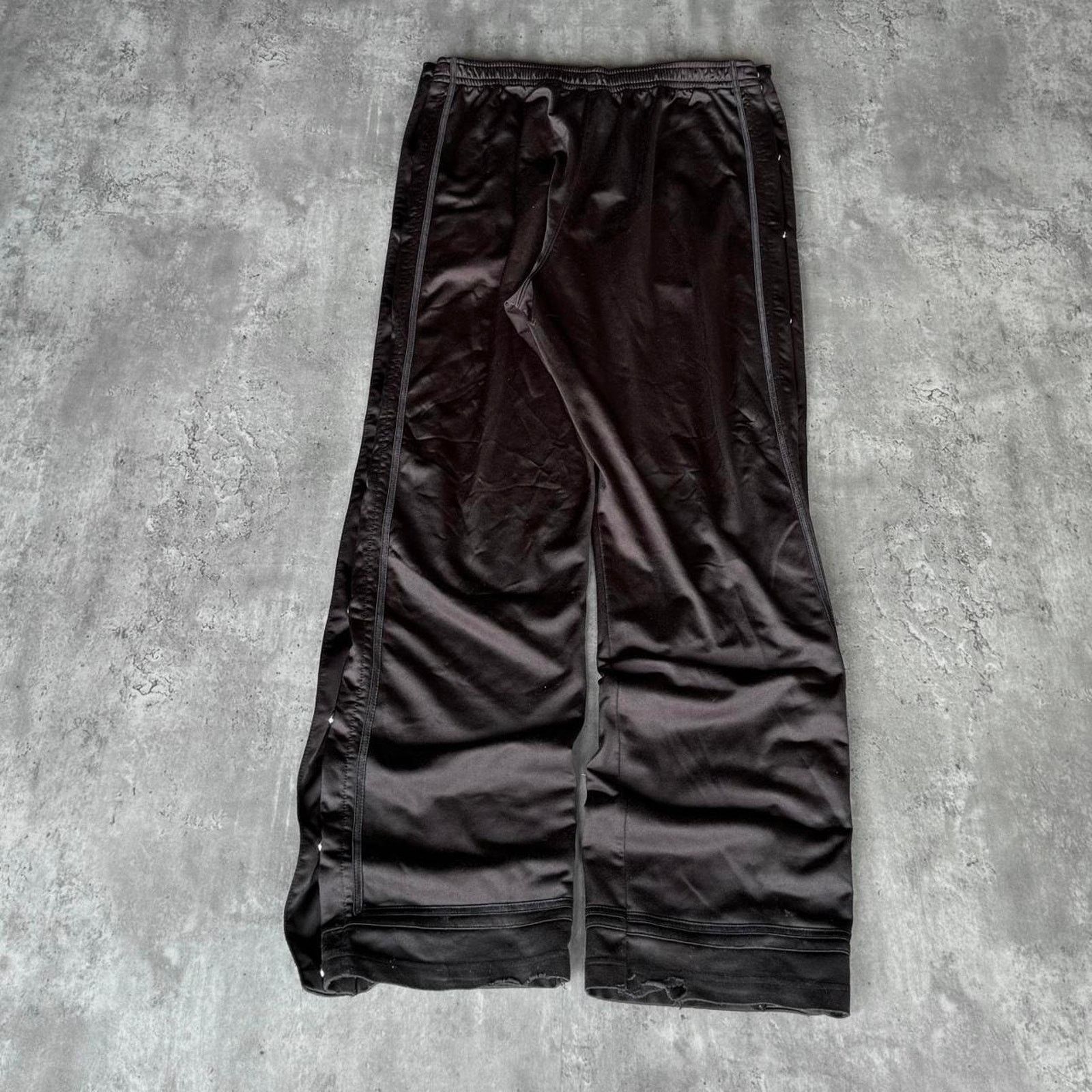 Japanese Brand × Vintage Vintage Y2K Baggy AND1 Basketball Opium Breakaway Sweatpants Size US 38 / EU 54 - 2 Thumbnail