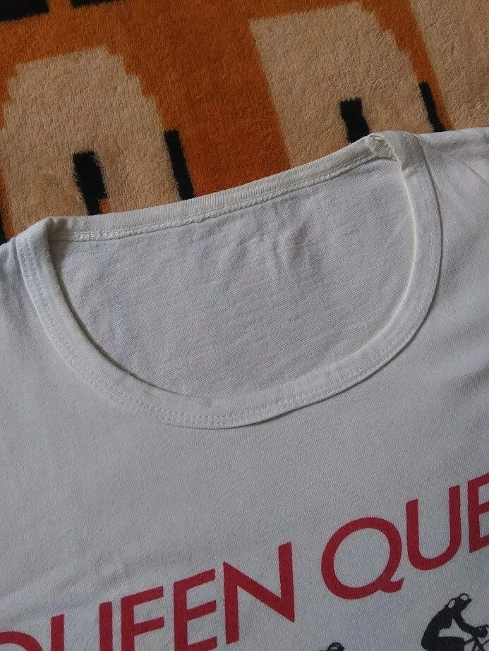 Vintage Vintage Queen Band World Tour 1978/1979 T-shirt Size US S / EU 44-46 / 1 - 3 Thumbnail