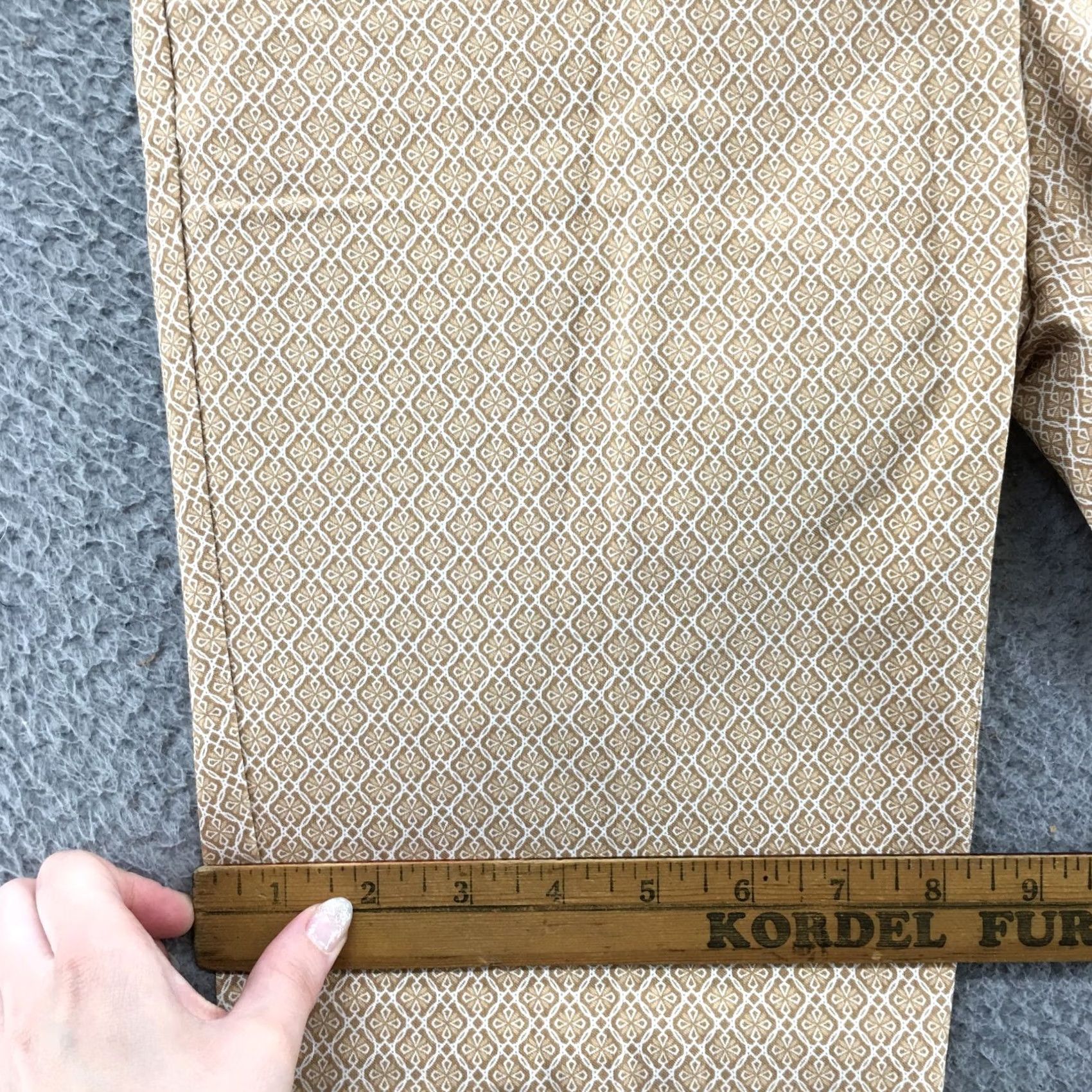 Vintage Adrienne Vittadini Ankle Pants Womens 6 Beige Floral Print Casual Slim Skinny Front Flat Front Pockets Regular Size 6 Womens Size 28" / US 6 / IT 42 - 7 Thumbnail