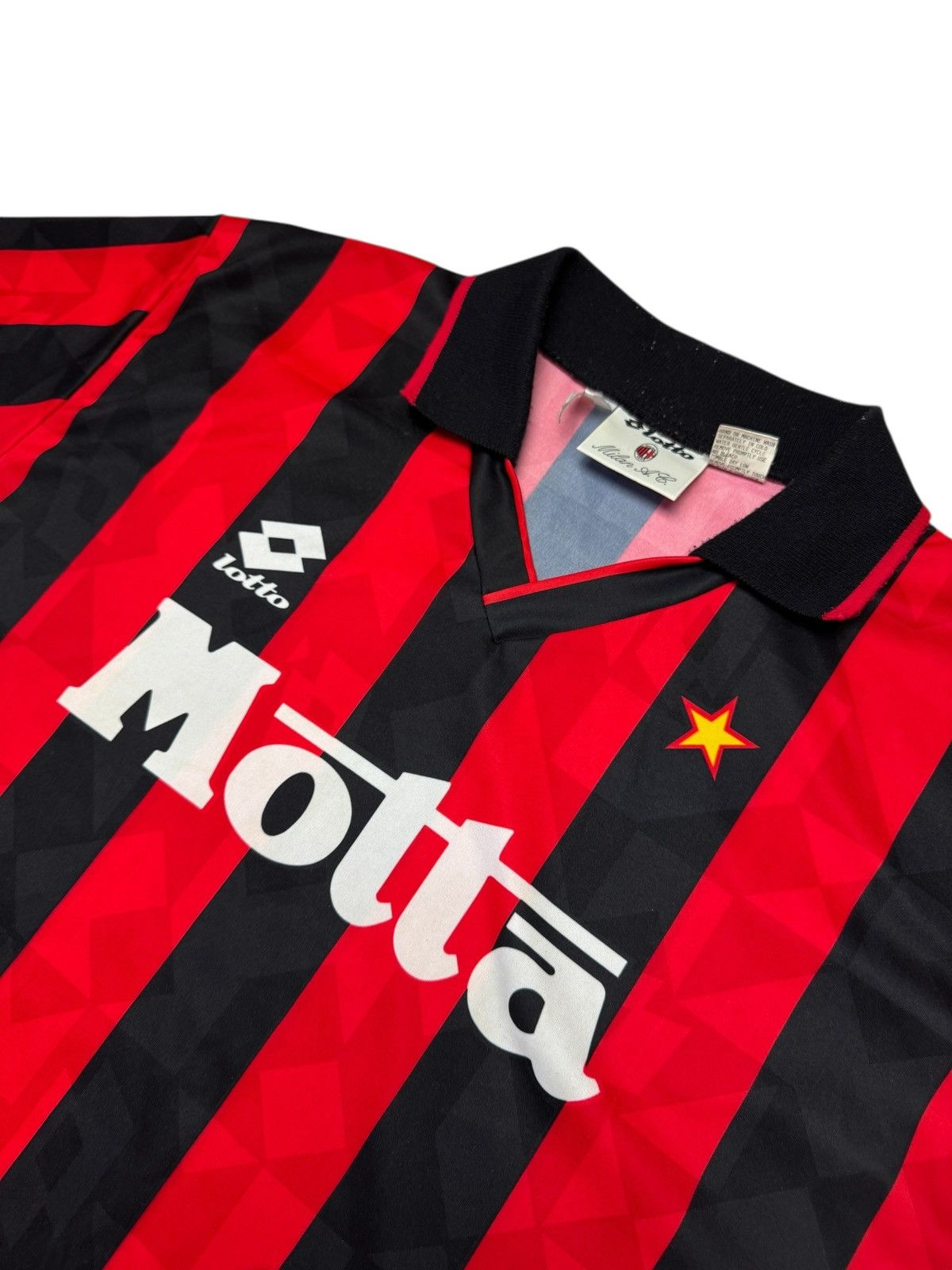 Lotto Sport AC Milan home Jersey T shirt 1993/94 XL Lotto A276 Size US XL / EU 56 / 4 - 4 Thumbnail
