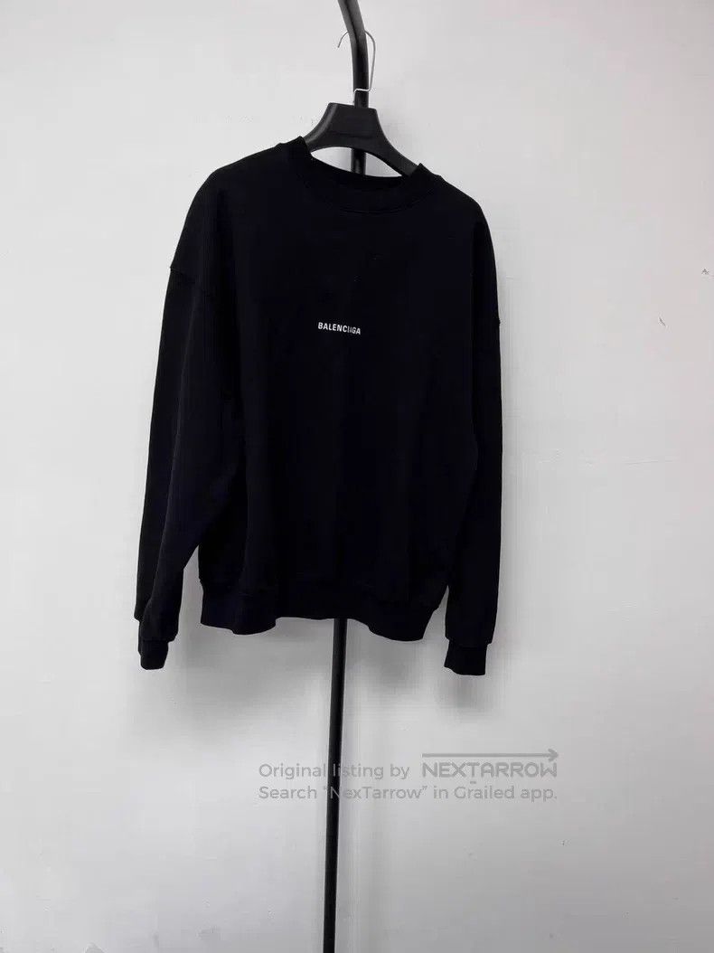 Balenciaga Balenciaga Collar Embroidered Raglan Sleeve Sweatshirt Size US L / EU 52-54 / 3 - 1 Thumbnail