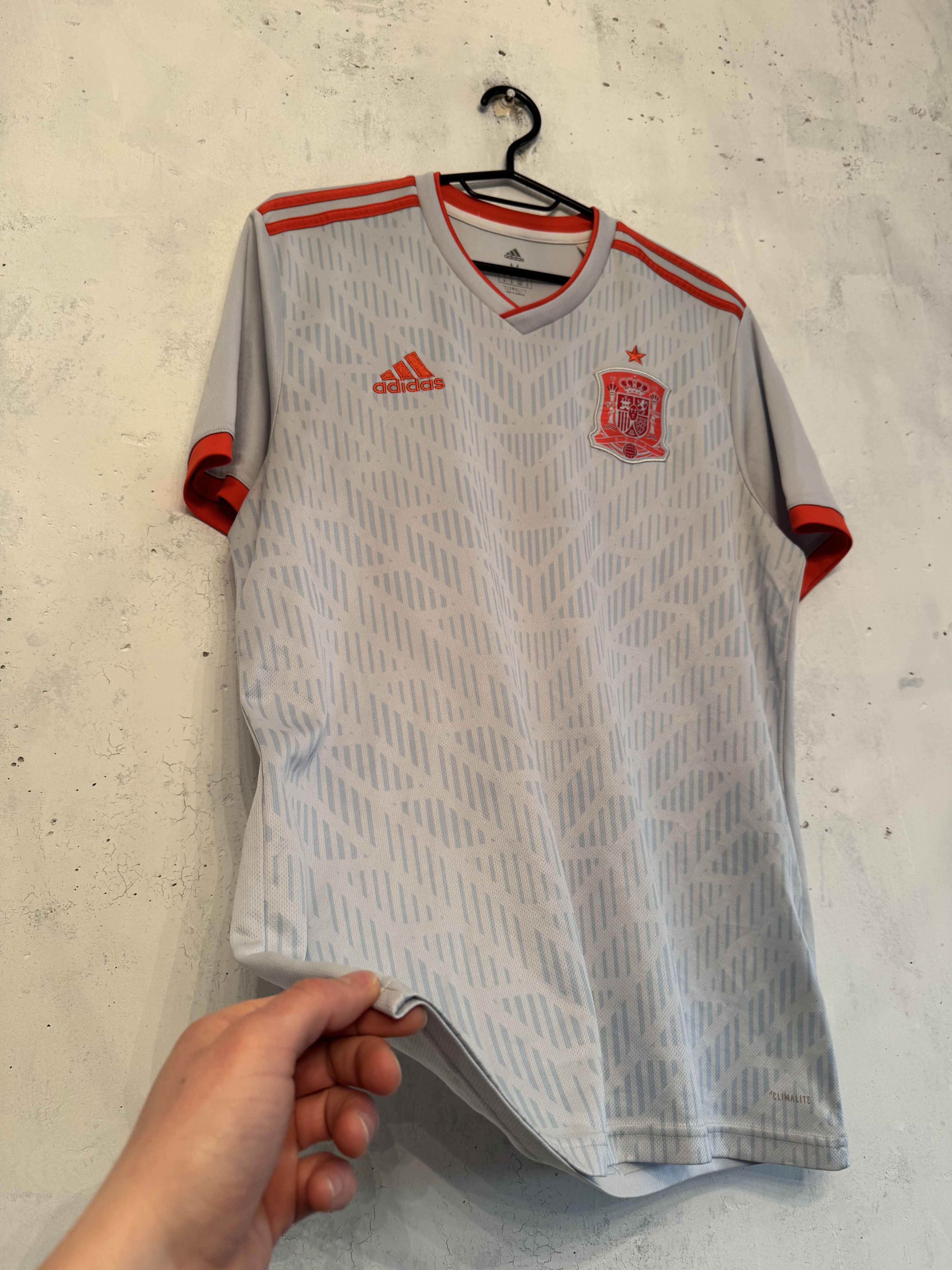 Adidas Spain 2018 2019 Away Adidas Football Soccer Jersey Shirt Size US M / EU 48-50 / 2 - 3 Thumbnail
