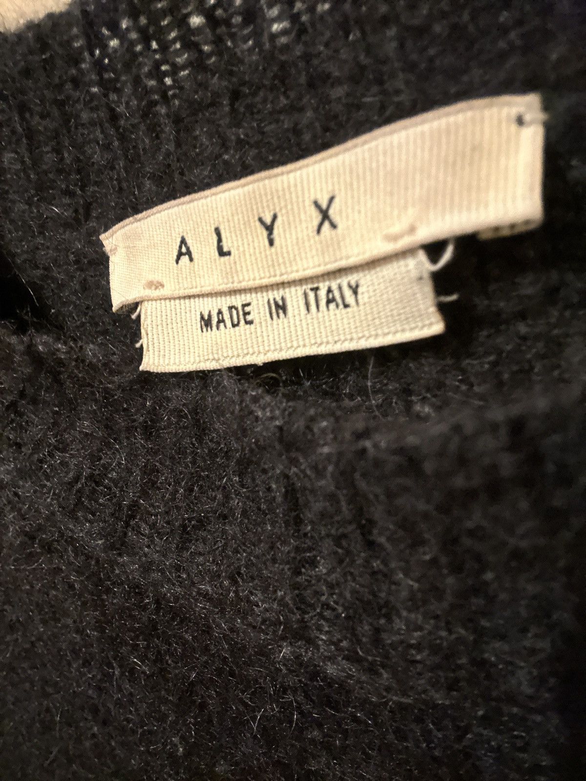 1017 ALYX 9SM 1017 ALYX 9SM Mohair Abstract Knit Sweater Size US S / EU 44-46 / 1 - 3 Thumbnail
