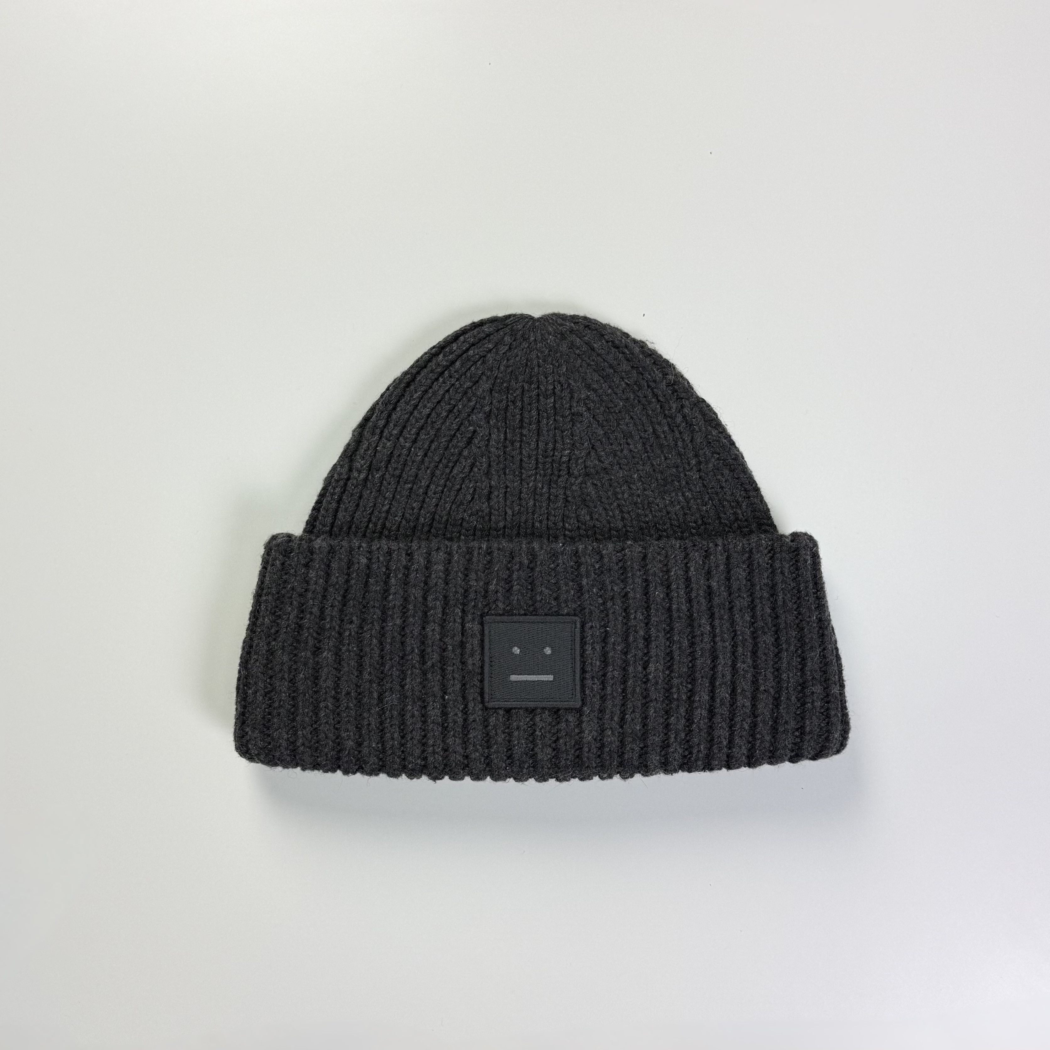Acne Studios AW16 ACNE STUDIOS PANSY FACE PATCH WINTER WOOL BEANIE HAT Size ONE SIZE - 1 Thumbnail