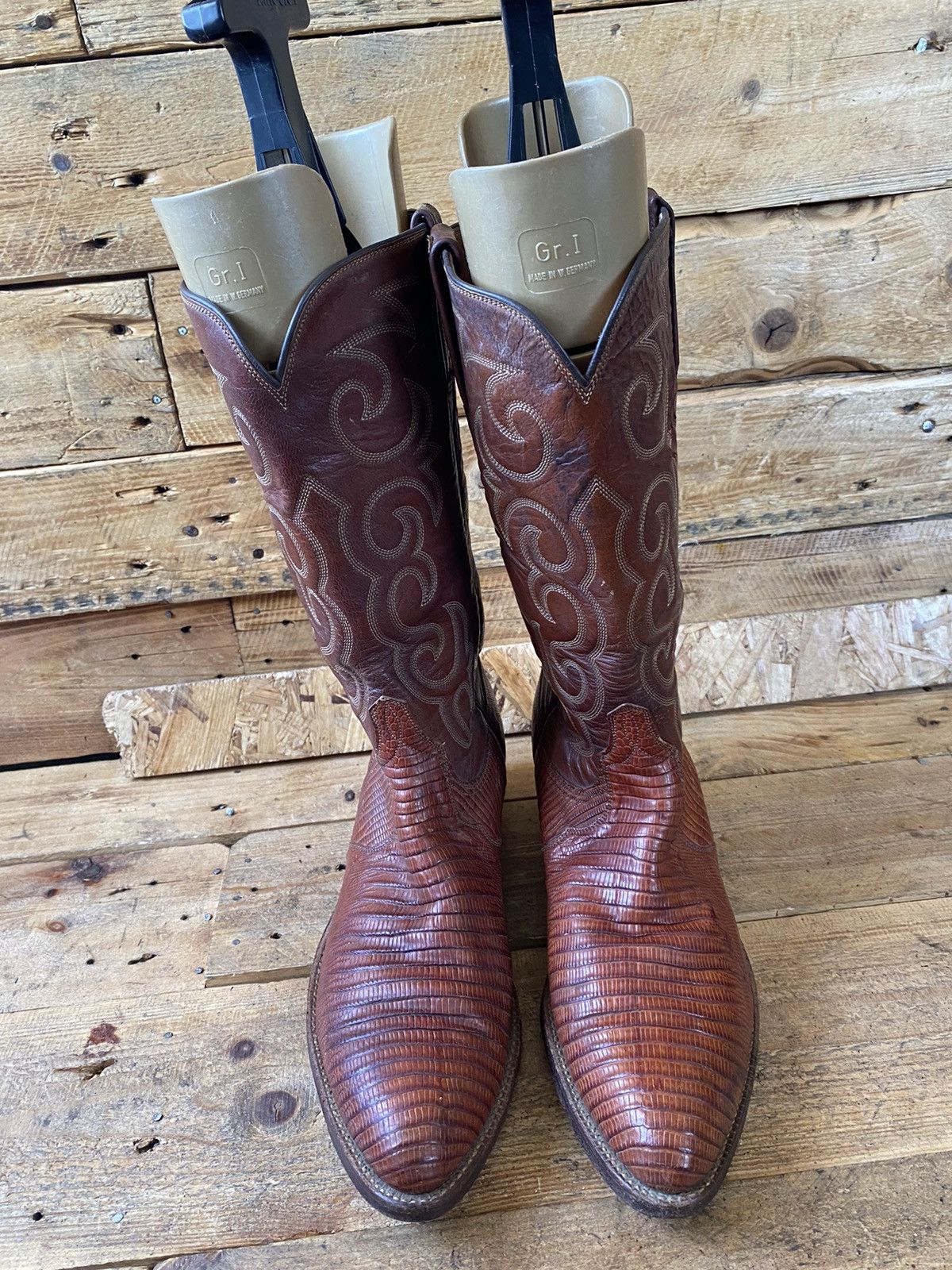 Lucchese × Vintage Lucchese brown leather western boots exotic skin, lizard sz8 Size US 8 / IT 38 - 14 Thumbnail