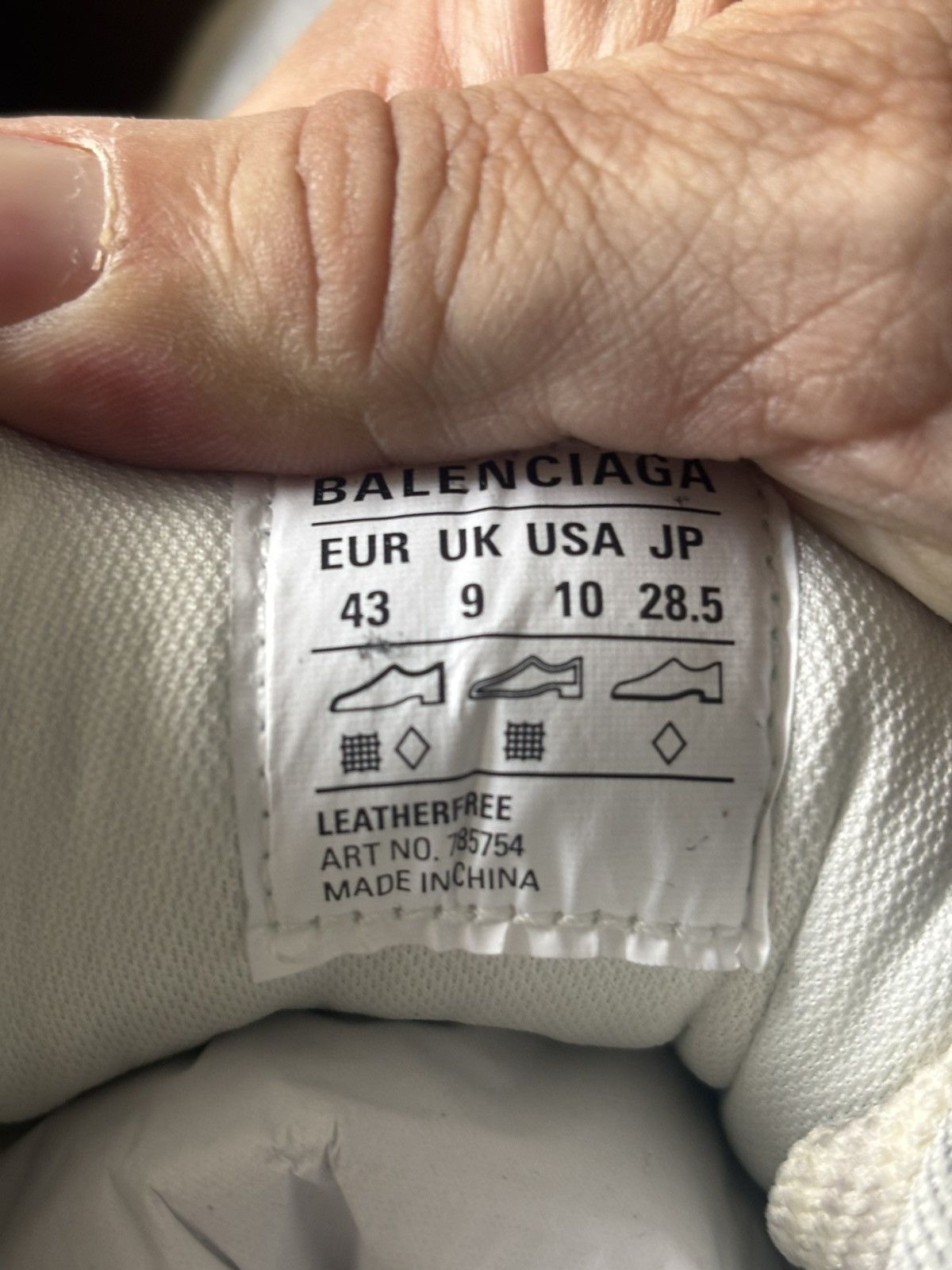 Balenciaga BALENCIAGA CARGO SNEAKERS Size US 10 / EU 43 - 10 Thumbnail