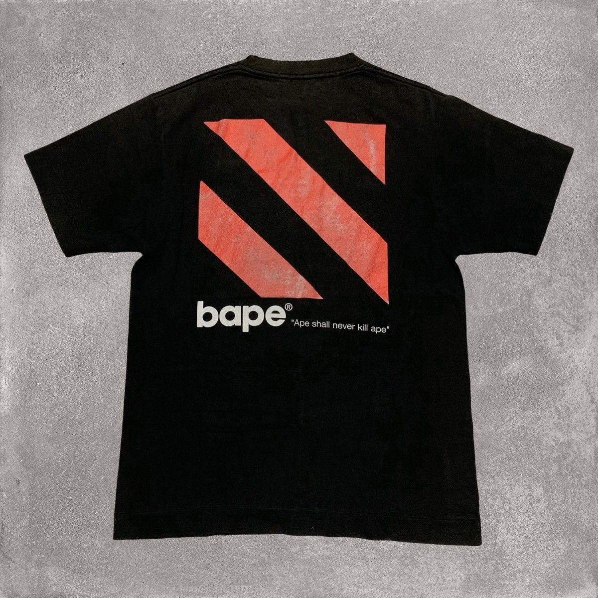Bape Bape Medium Play Graphic Black Tee Bathing Ape Vintage 1999 Size US M / EU 48-50 / 2 - 2 Thumbnail