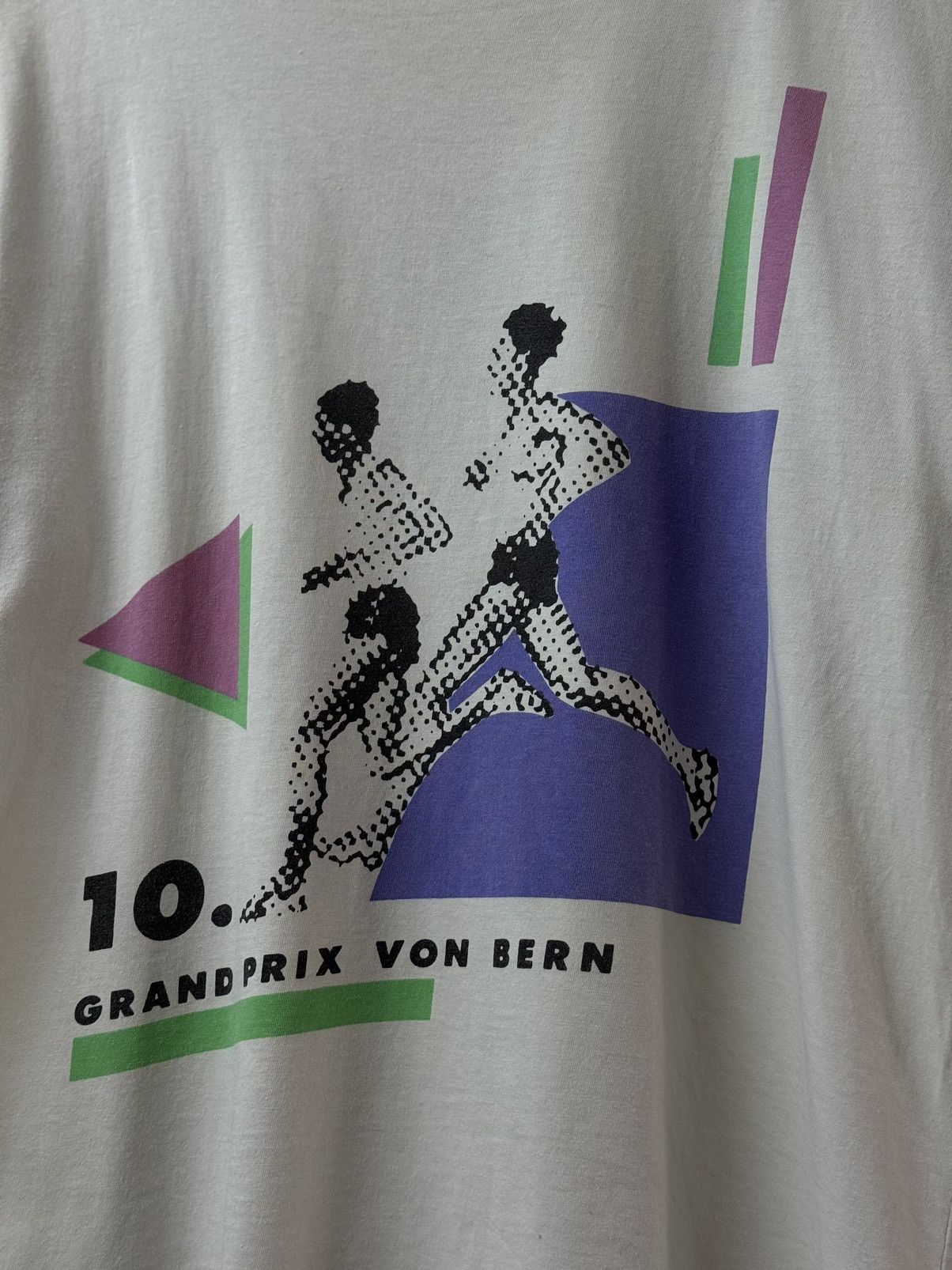 Asics Vintage Asics Grand Prix Von Bern 1997 T-shirt Size US XL / EU 56 / 4 - 3 Thumbnail