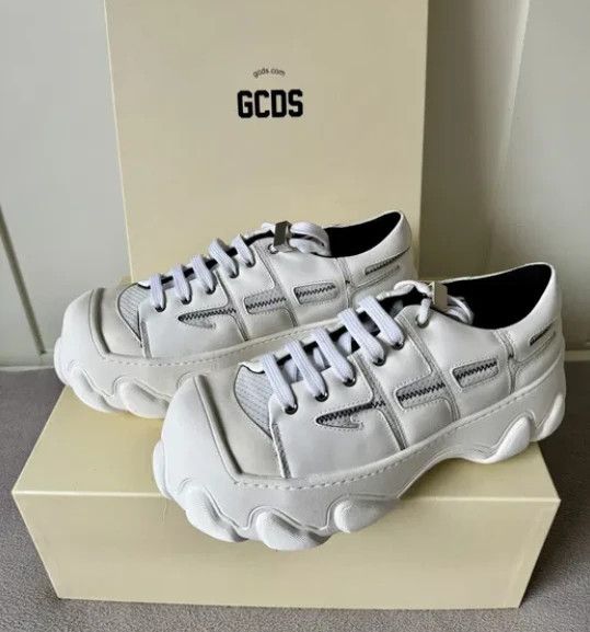 image of Gcds Ibex Transparent Low-Top Sneakers 43 in White, Men's (Size 10)