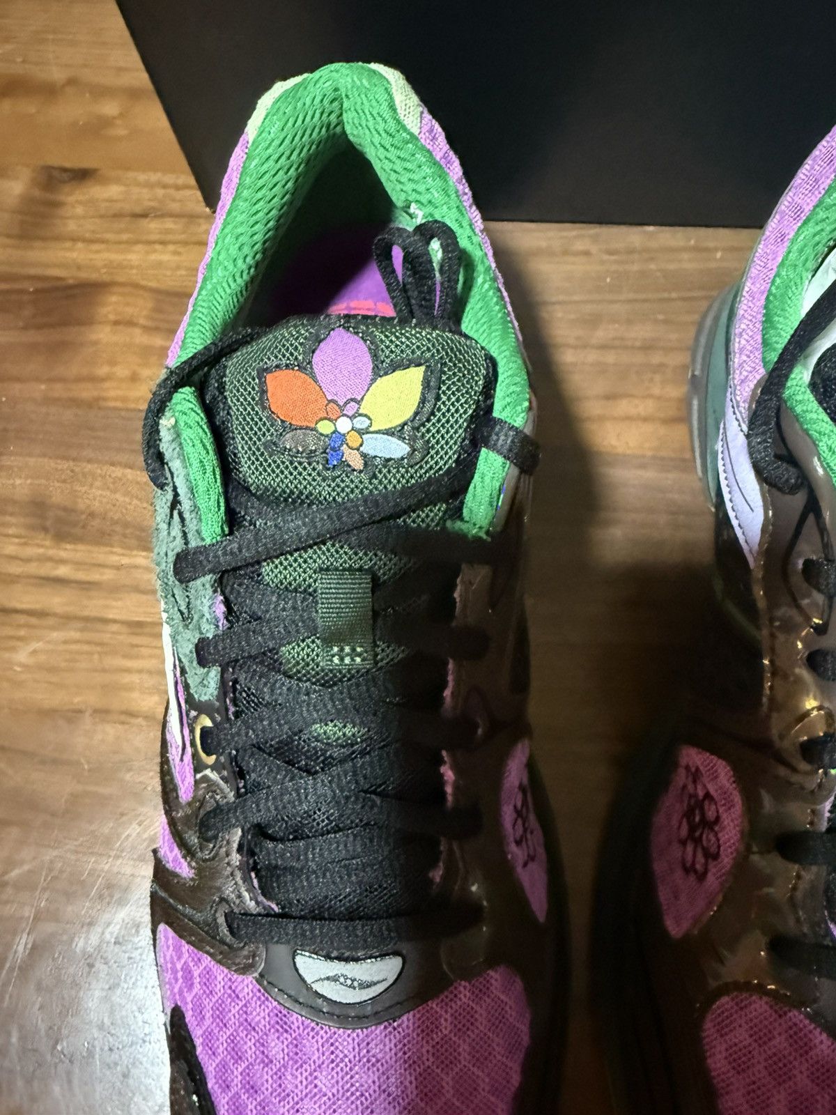 Saucony SAUCONY X JAE TIPS PROGRID TRIUMPH 4 'PERRILLA' VIOLET/EARTH Size US 11 / EU 44 - 5 Thumbnail