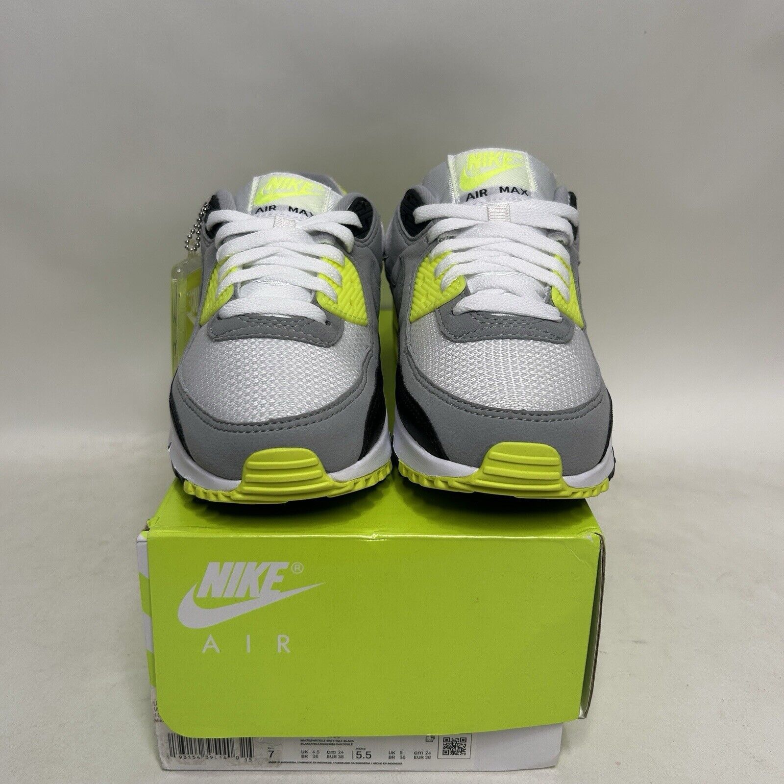 Nike Nike Shoes Air Max 90 WMNS “Lime Green Volt” 2024 Size US 7 / IT 37 - 2 Thumbnail