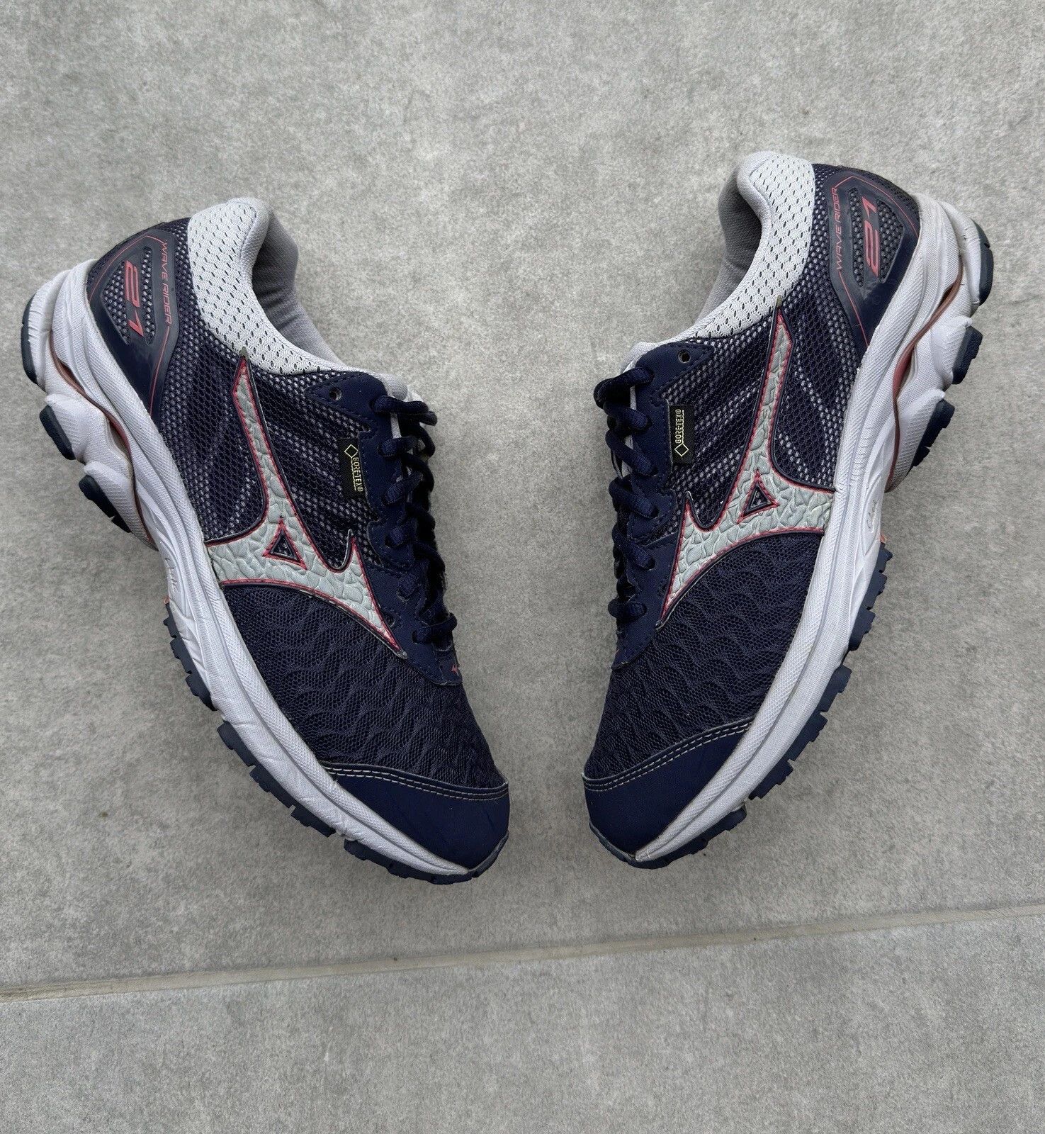 Mizuno MIZUNO GORE TEX GTX RUNNING WOMENS SHOES TRAIL OUTDOOR Size US 9 / IT 39 - 2 Thumbnail