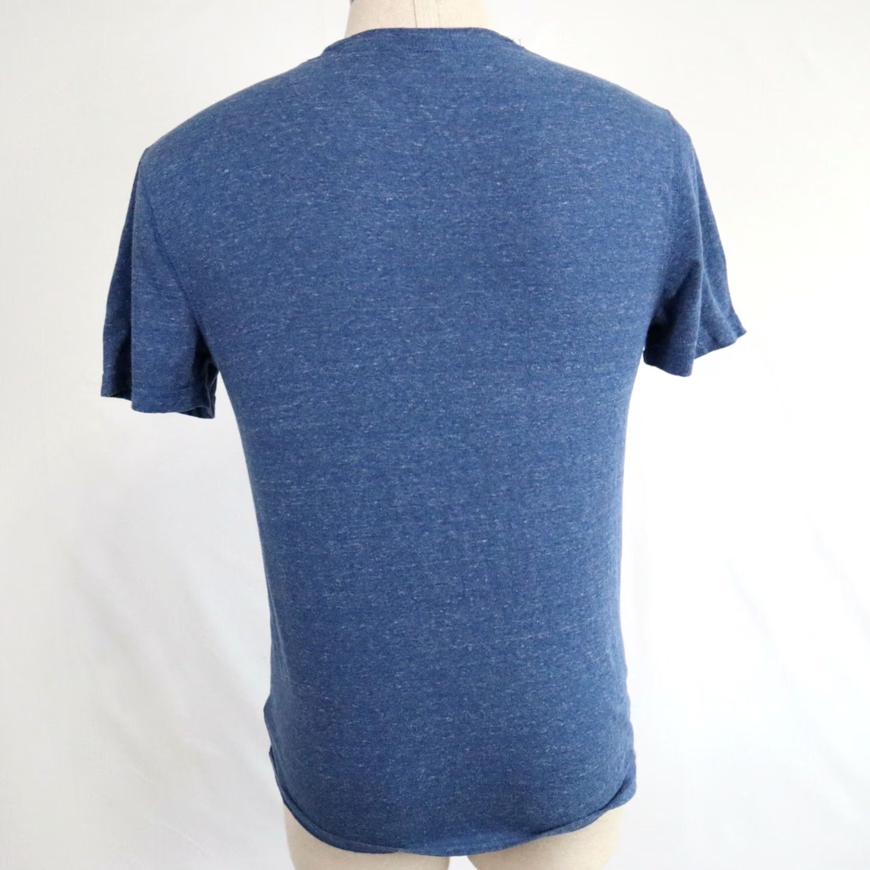 Old Navy Old Navy T-Shirt Mens Medium Crew Neck Tee Blue Short Sleeve Tides Up Surf's Up Size US M / EU 48-50 / 2 - 3 Thumbnail