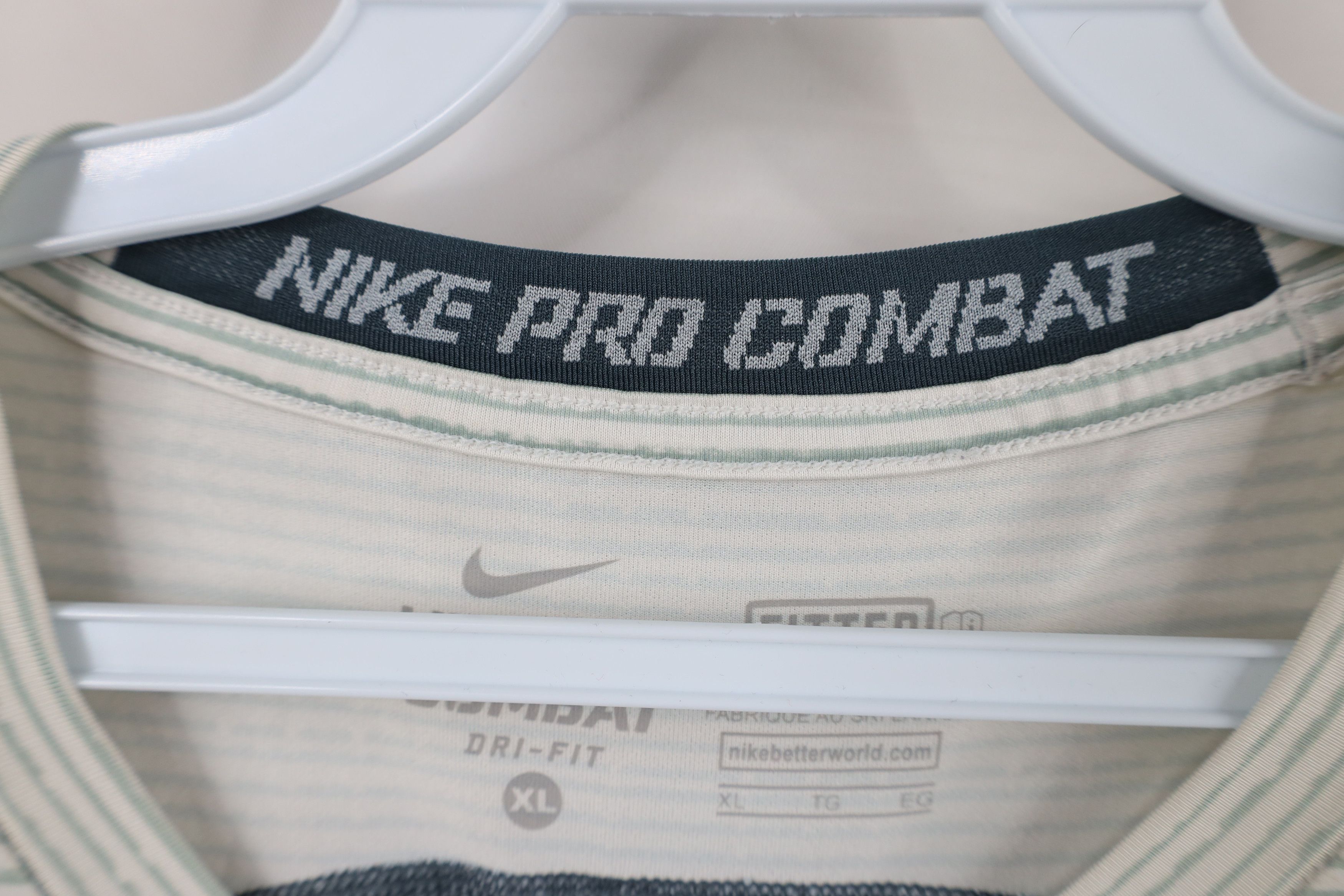 Nike × Vintage Nike Pro Combat Compression Training Gym T-Shirt Gray Size US XL / EU 56 / 4 - 5 Thumbnail