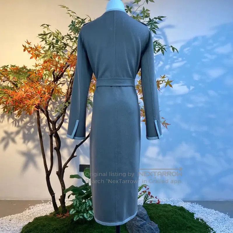 Max Mara MaxMara Women's Light Gray Wool Coat . Size M / US 6-8 / IT 42-44 - 3 Thumbnail