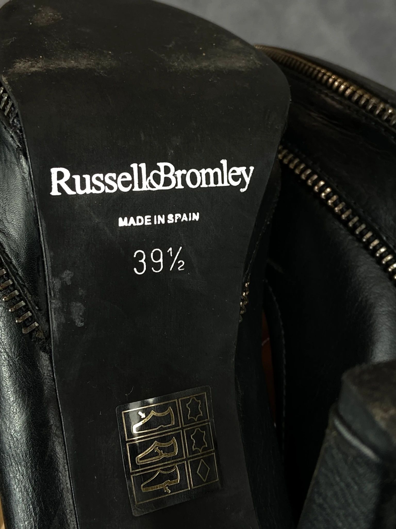 Other Russell & Bromley Black Leather Heels EU 39.5 Size US 9.5 / IT 39.5 - 8 Thumbnail