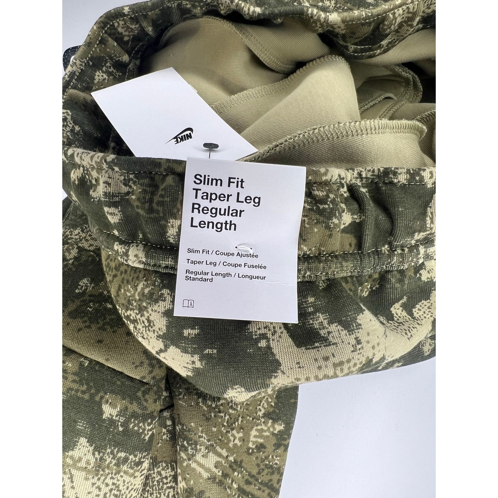 Nike Nike Sportswear Tech Fleece Jogger Sweatpants Green Camo Size US 36 / EU 52 - 10 Thumbnail