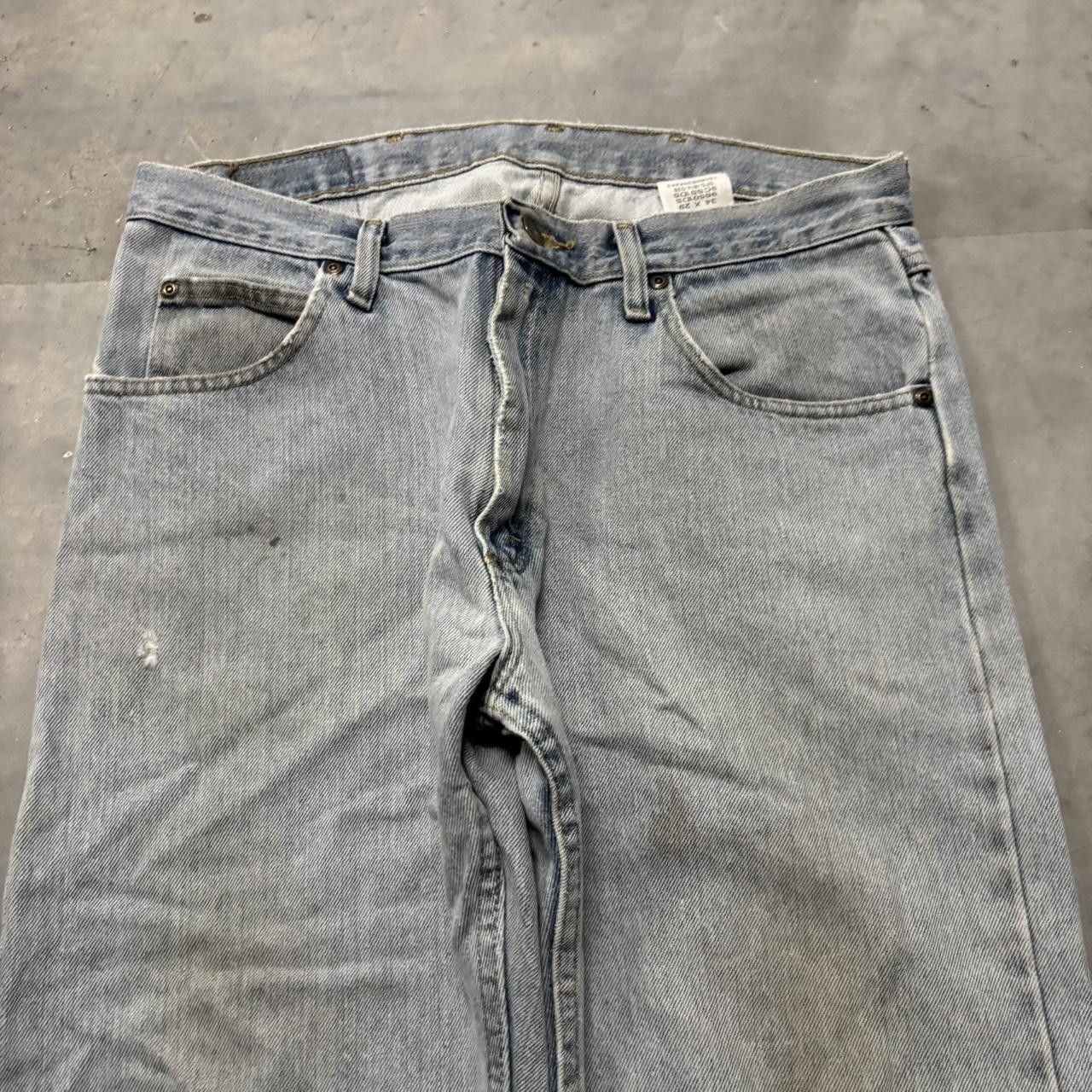 Japanese Brand × Vintage Crazy Vintage Y2K/2000s Faded Light Wash Essential Denim Jeans! Size US 33 - 5 Thumbnail