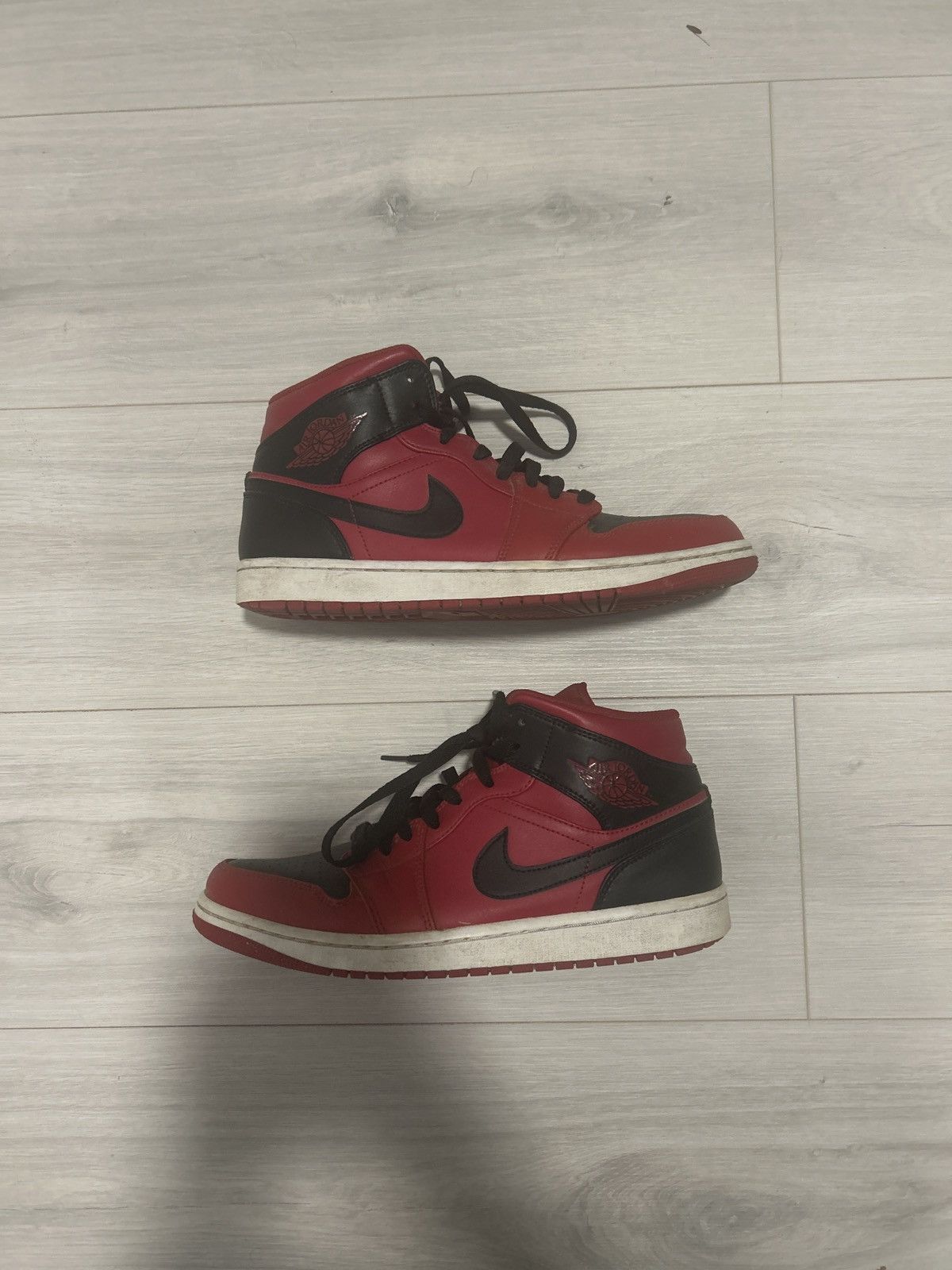 Nike Air Jordan sneakers red and black. Size US 10 / EU 43 - 3 Thumbnail