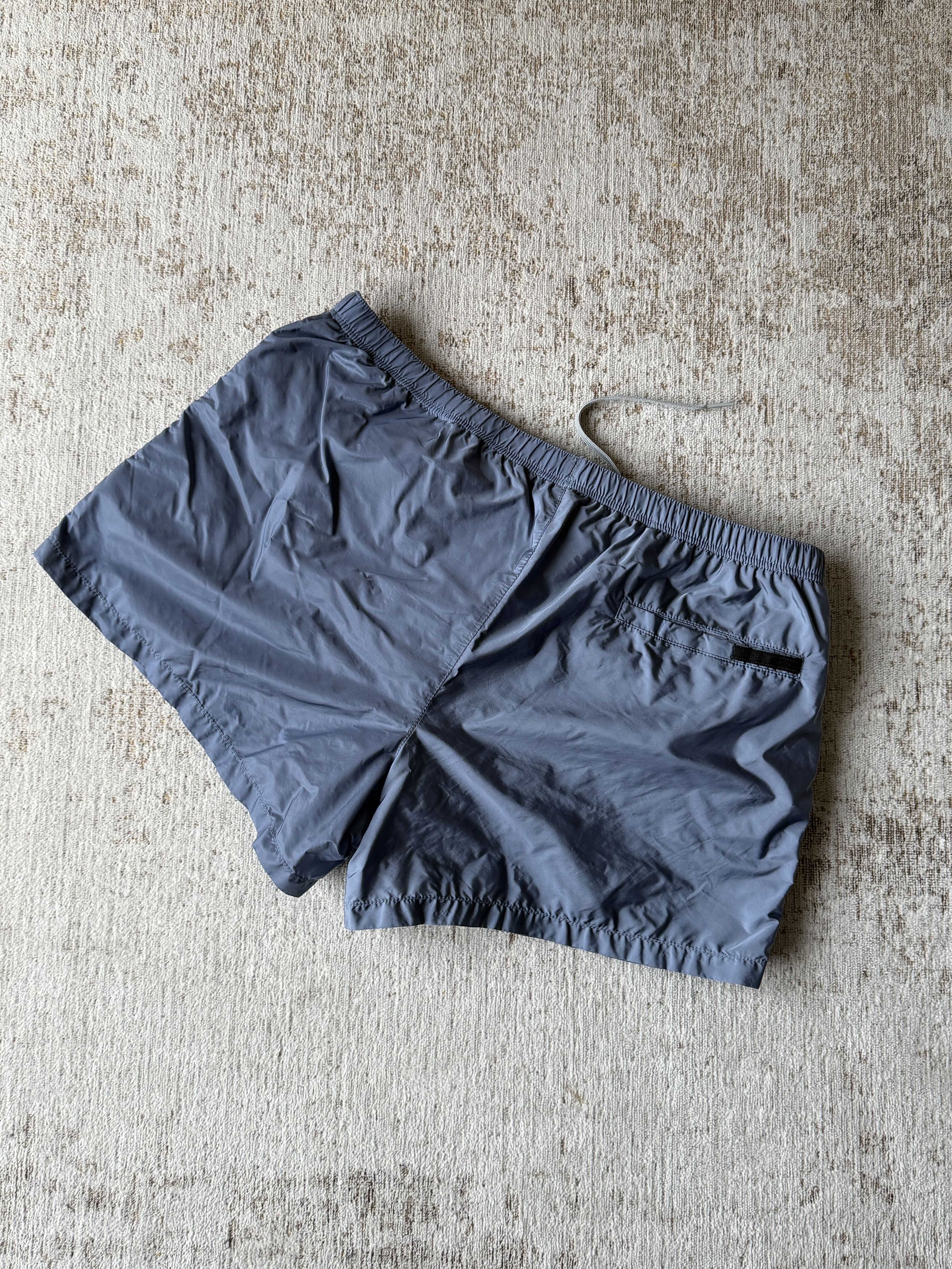 Prada Prada Shorts Size US 32 / EU 48 - 2 Thumbnail