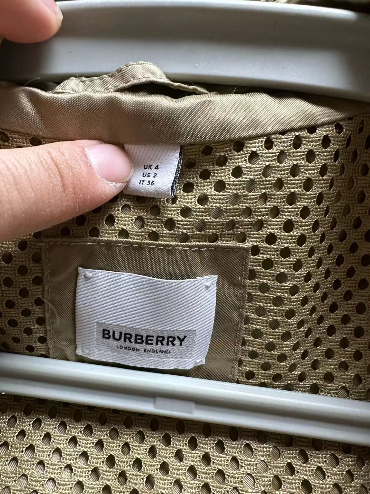 Burberry Burberry Excellent Condition Trench Coat Size XS / US 0-2 / IT 36-38 - 4 Thumbnail