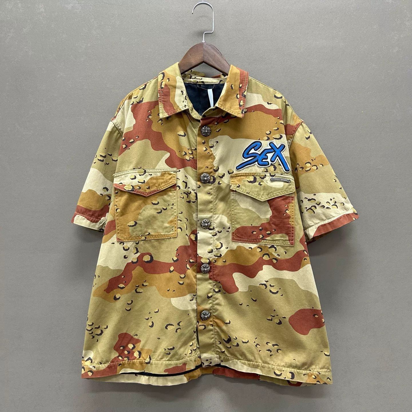 Chrome Hearts Beige Camo Short Sleeve Button-Up Shirt Size US XL / EU 56 / 4 - 1 Thumbnail