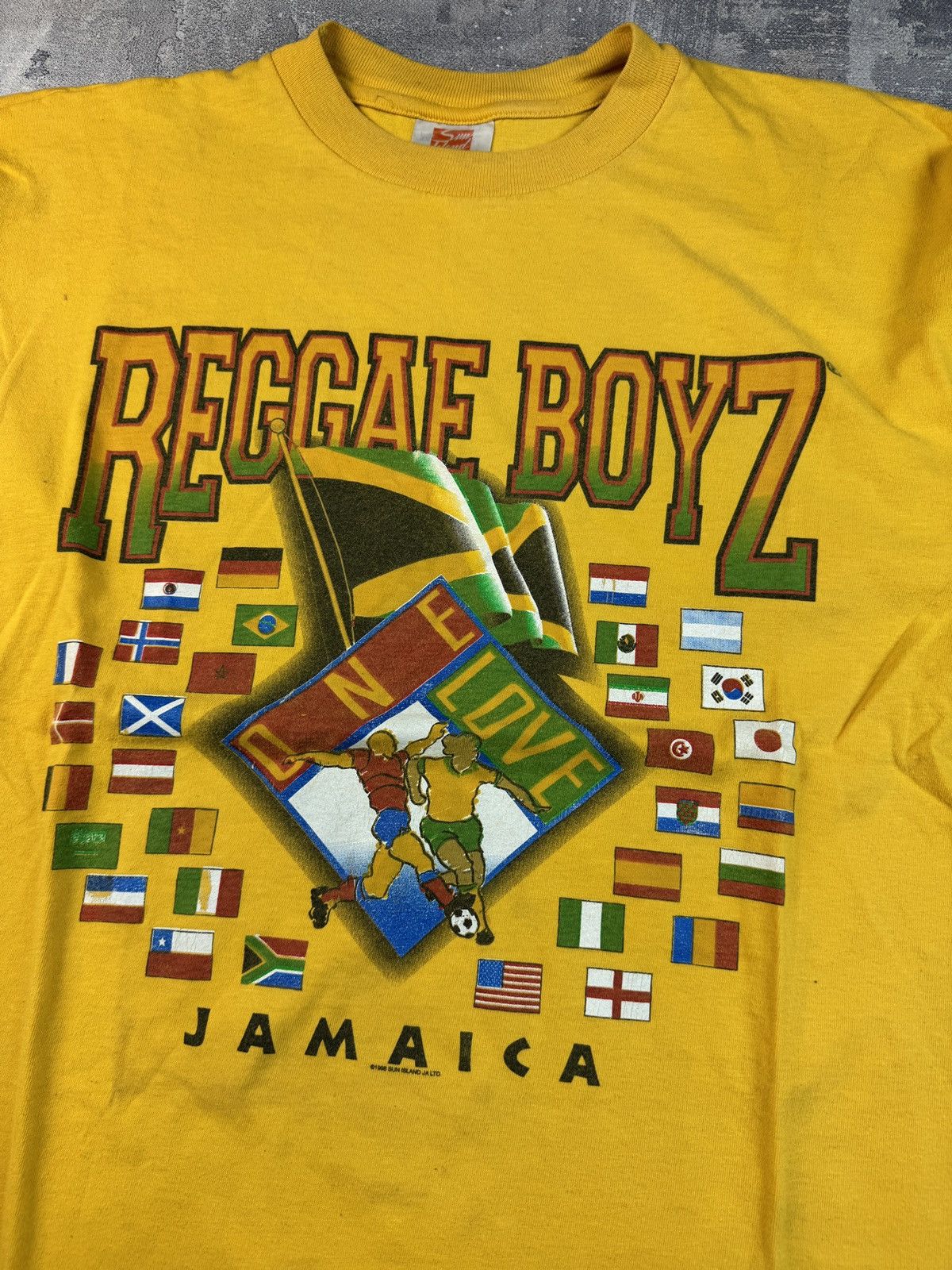 Vintage Jamaica Regga Boyz Football T-shirt 90s Size US XL / EU 56 / 4 - 2 Thumbnail