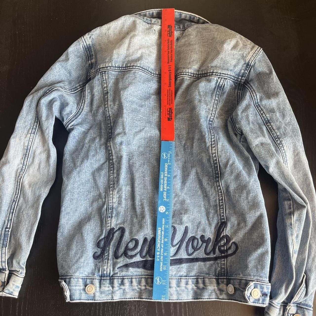 Forever 21 Fashionable and versatile cute button up blue denim jacket Size S / US 4 / IT 40 - 6 Thumbnail