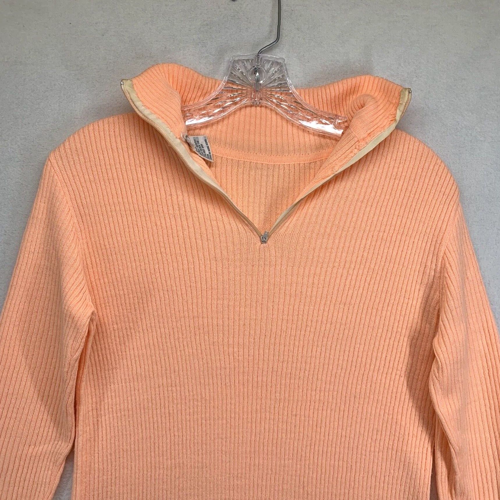Vintage VINTAGE Garfinckels Women’s Sweater Pullover Turtleneck Pink 80s Slim Fit Medium Knit Zipper Size M / US 6-8 / IT 42-44 - 2 Thumbnail