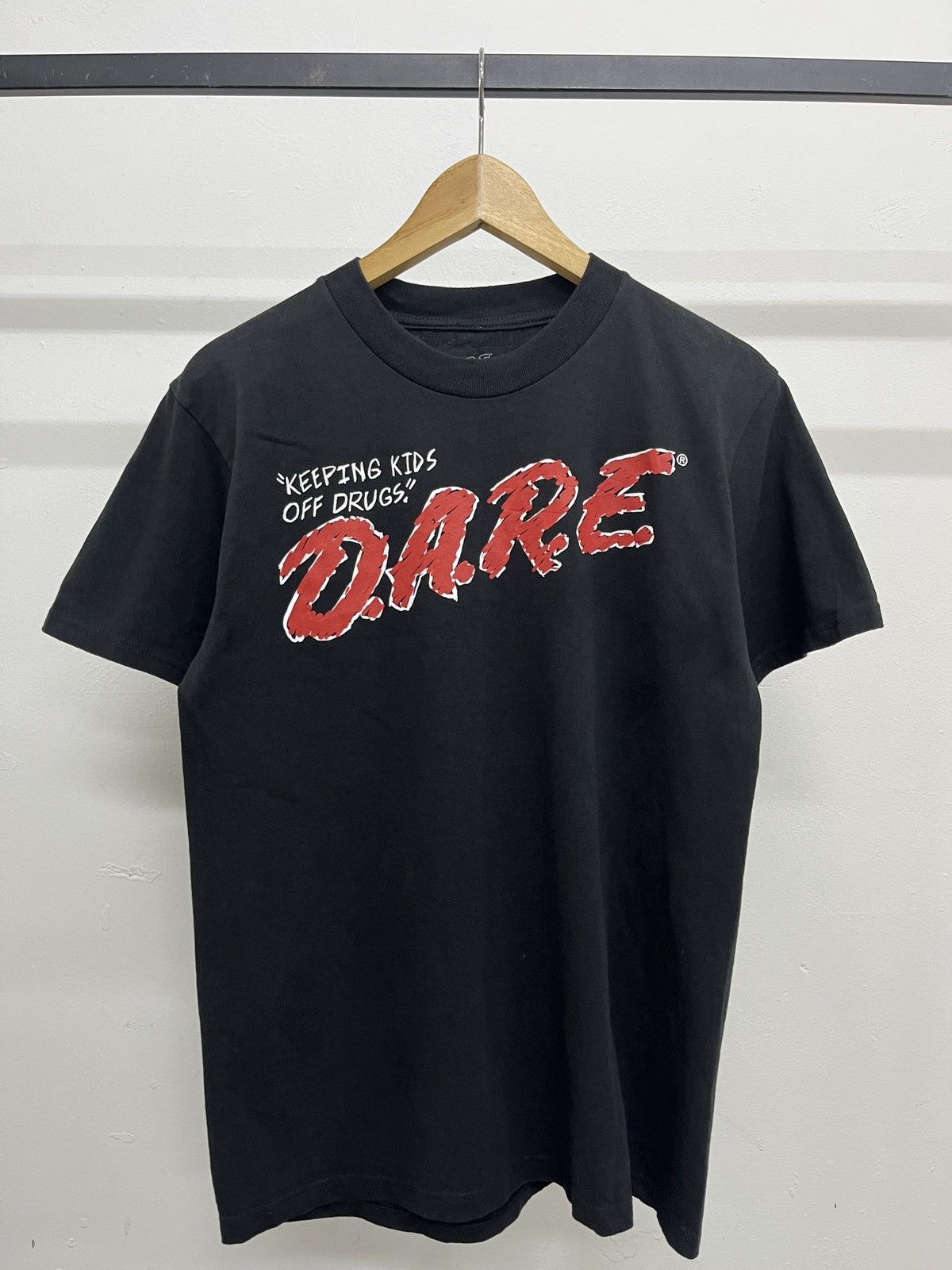 D.A.R.E Dare Resist Drugs Tee Rare Design ERD Grunge Size US S / EU 44-46 / 1 - 4 Thumbnail