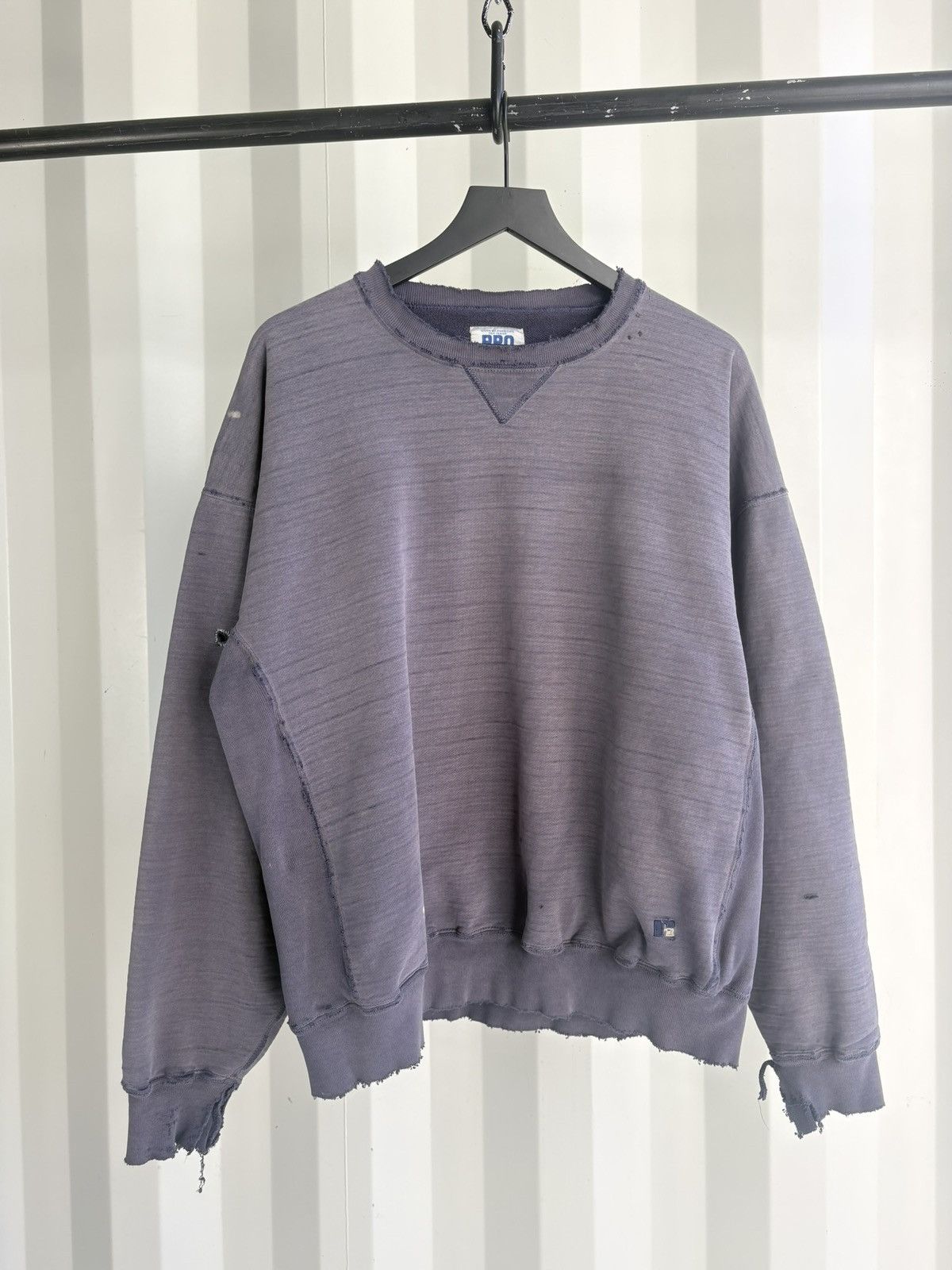 Vintage Vintage Thrashed Distressed Sun Faded Sweatshirt Grunge Boxy Size US XL / EU 56 / 4 - 2 Thumbnail