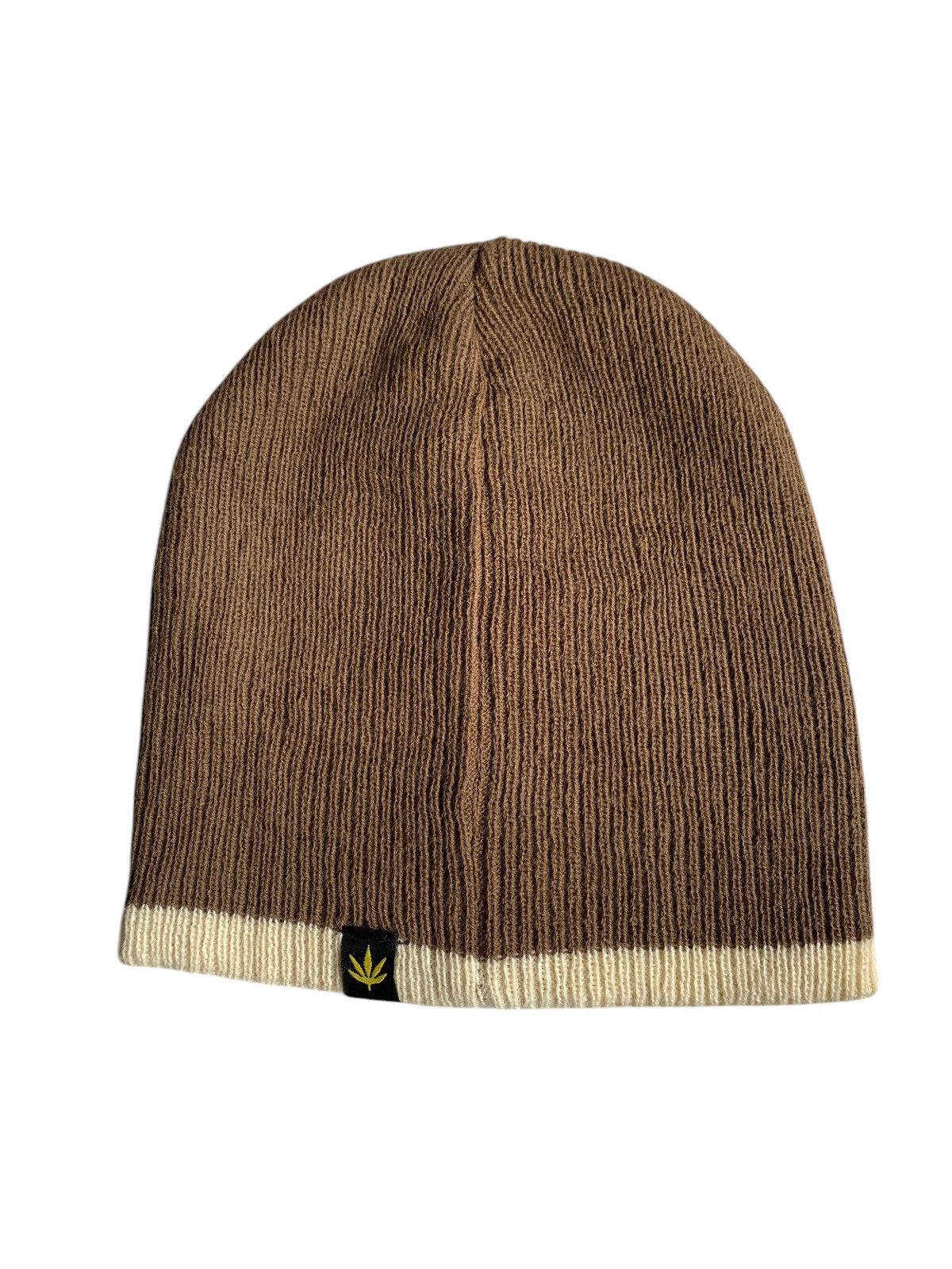 Vintage Knitted Hippies Style Marijuana Streetwear Beanie Hats Size ONE SIZE - 1 Thumbnail