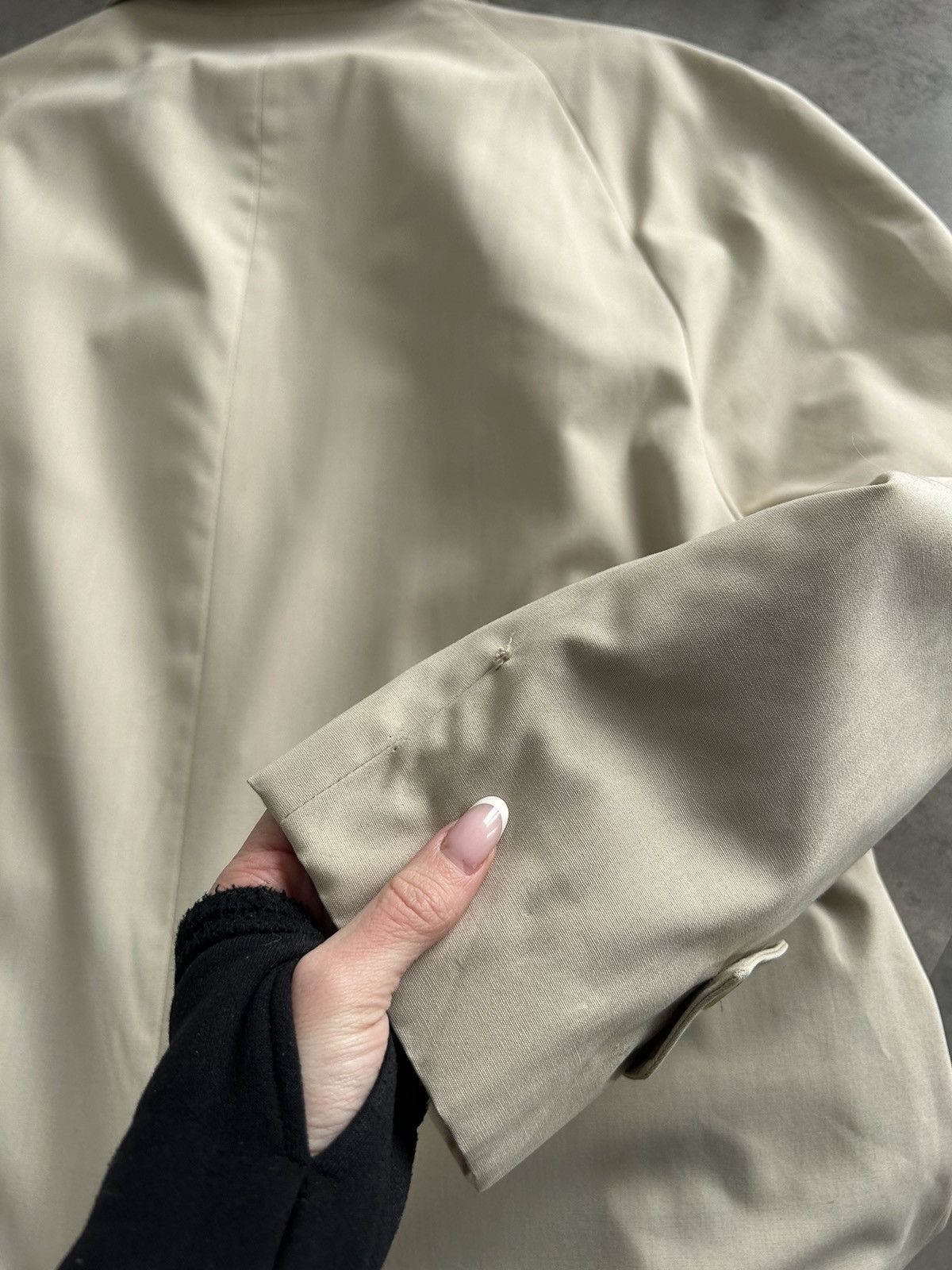 Burberry × Vintage Burberry Vintage trench coat unisex Size US L / EU 52-54 / 3 - 9 Thumbnail