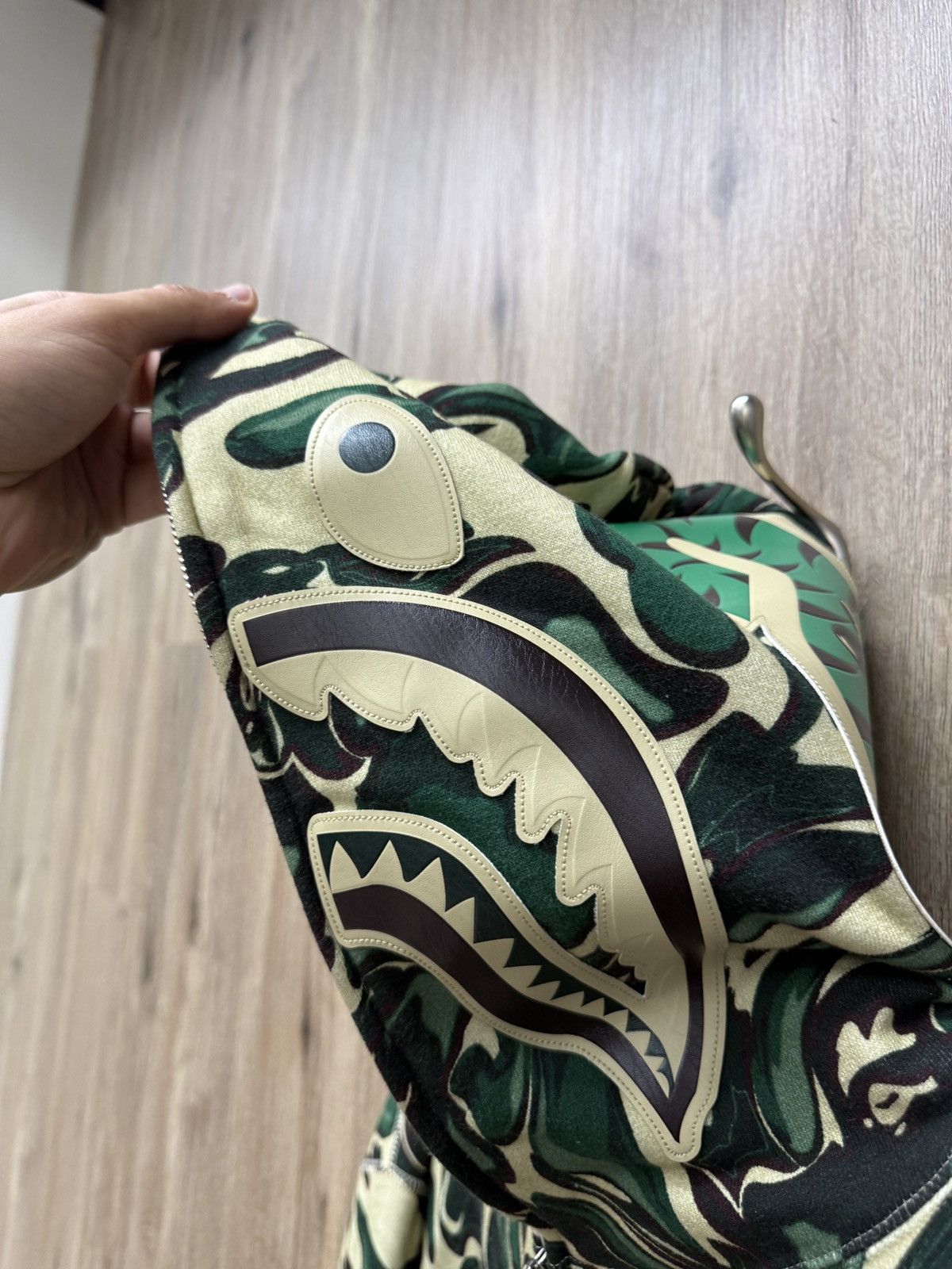 Bape Bape Shark Green Camo Zip Up Hoodie Size US XL / EU 56 / 4 - 7 Thumbnail