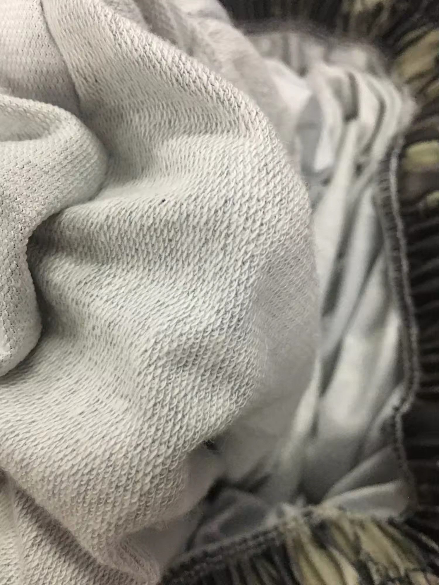 Japanese Brand × Other Camouflage Embroidered Elastic Waist Baggy Sweatpants Size US 29 - 8 Thumbnail