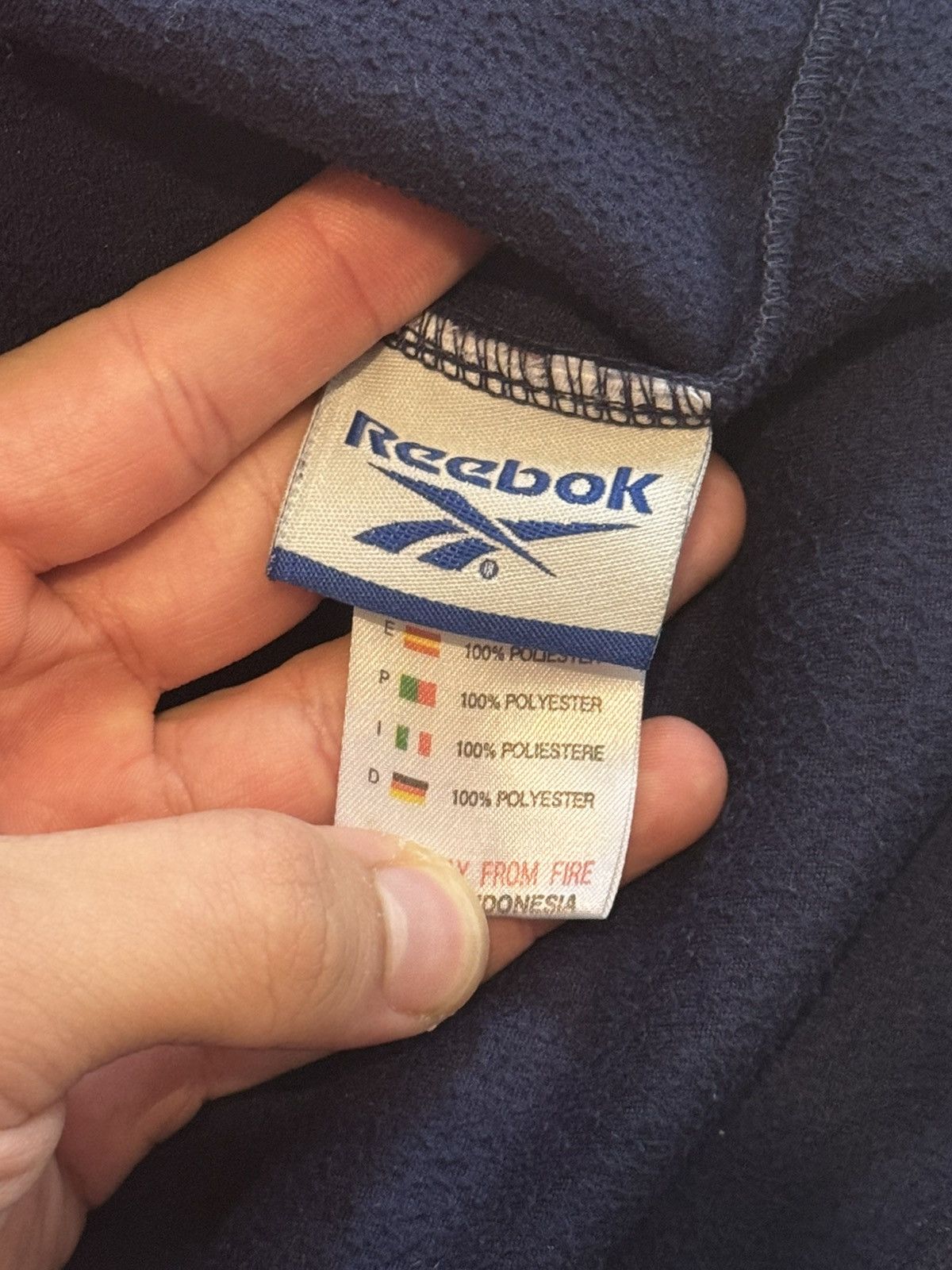 Reebok Liverpool FC Carlsberg Top – Reebok (L) Size US L / EU 52-54 / 3 - 5 Thumbnail