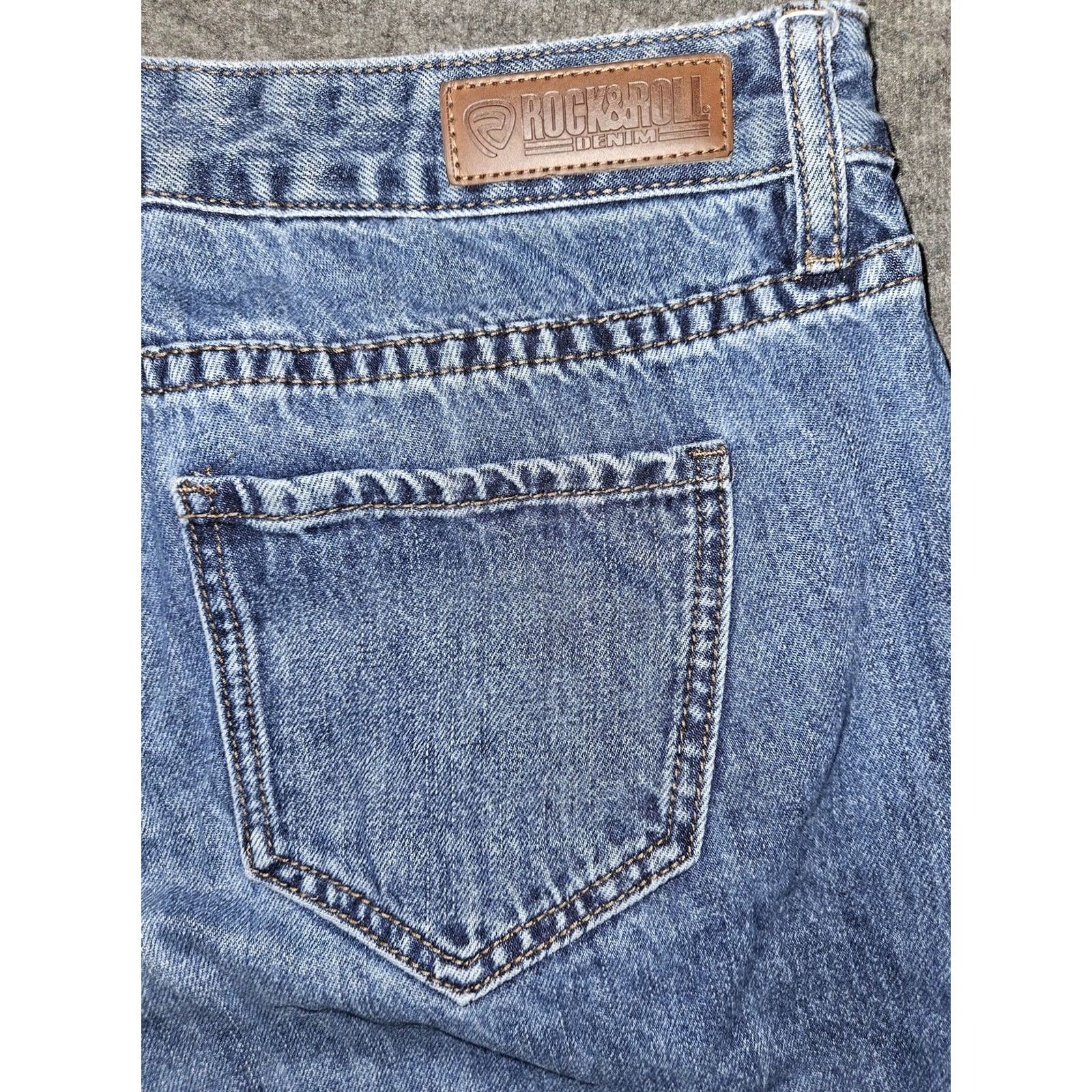 Vintage Rock & Roll Denim Jeans Womens 31x32 Blue Medium Wash High Rise Bootcut Size 24" / US 00 / IT 34 - 7 Thumbnail