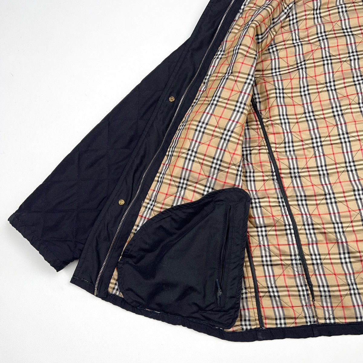 Burberry London Vintage Navy Nova Check Plaid Quilted Jacket