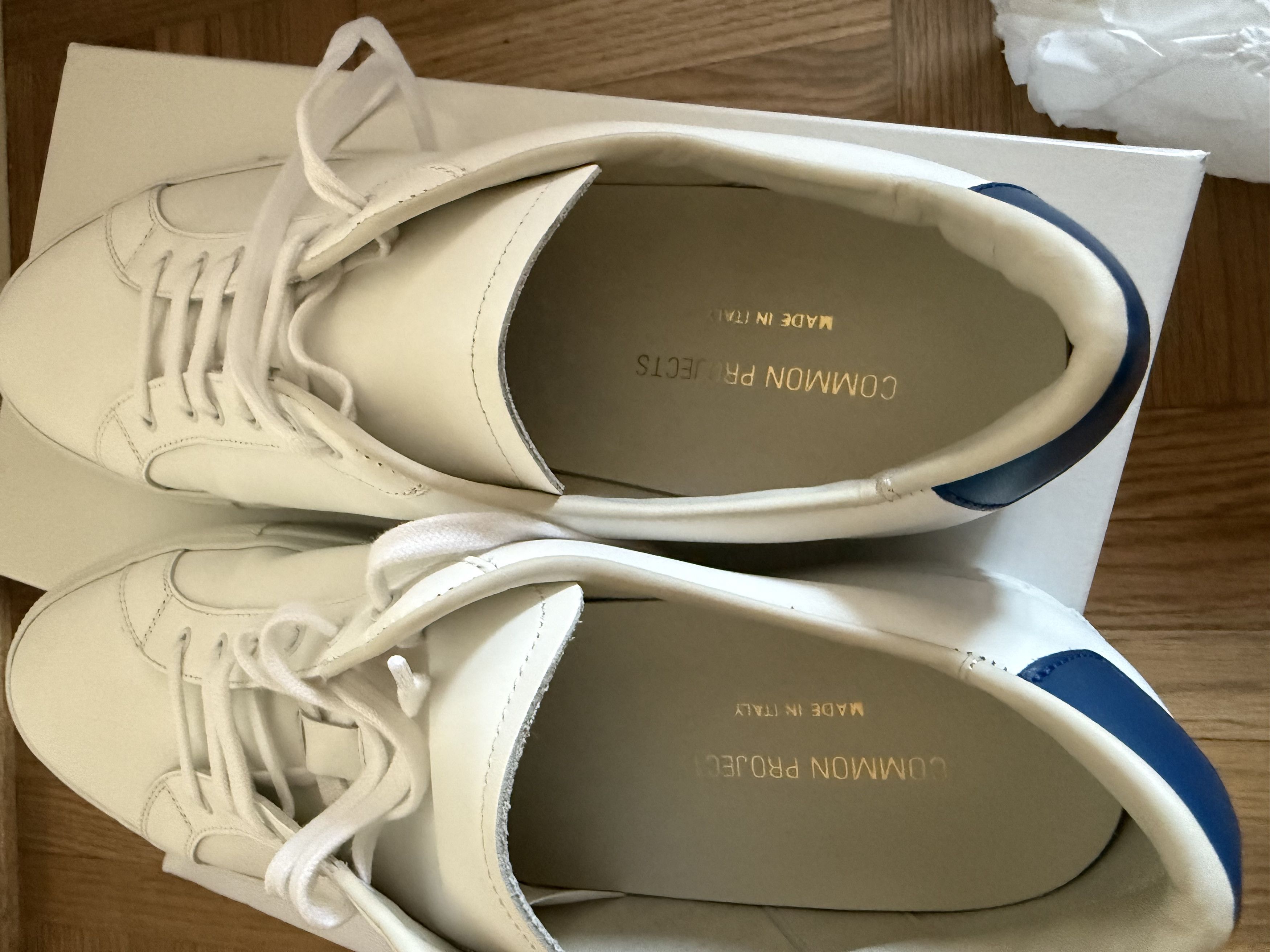 Common Projects Common Project Achilles white retro blue lows leather Size US 11 / EU 44 - 7 Thumbnail