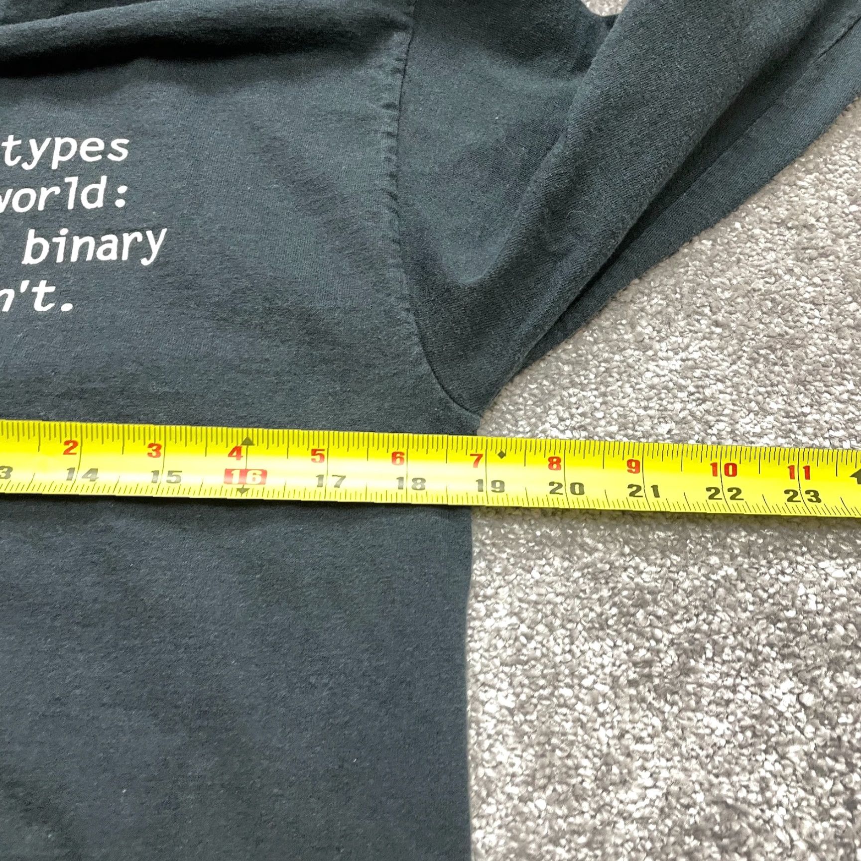 Hanes Hanes Tagless 6.1 Shirt Adult Medium Black Long Sleeve Crew Neck T-Shirt Funny Bag/Casual/Workwear Mens Womens Unisex Adults Shirt Size M / US 6-8 / IT 42-44 - 6 Thumbnail