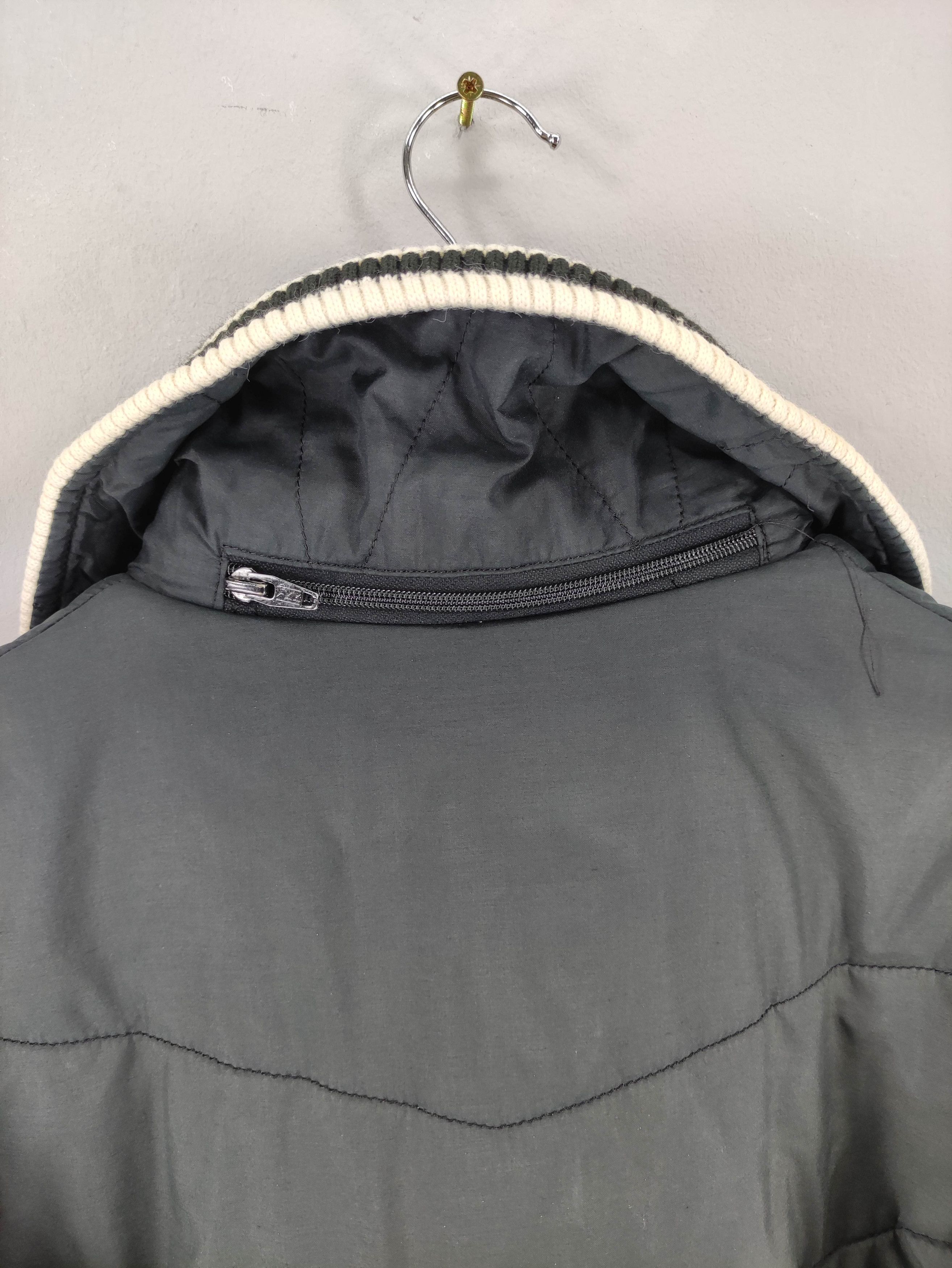 Adidas Vintage 90s Adidas Faded Puffer Jacket Size US M / EU 48-50 / 2 - 15 Thumbnail