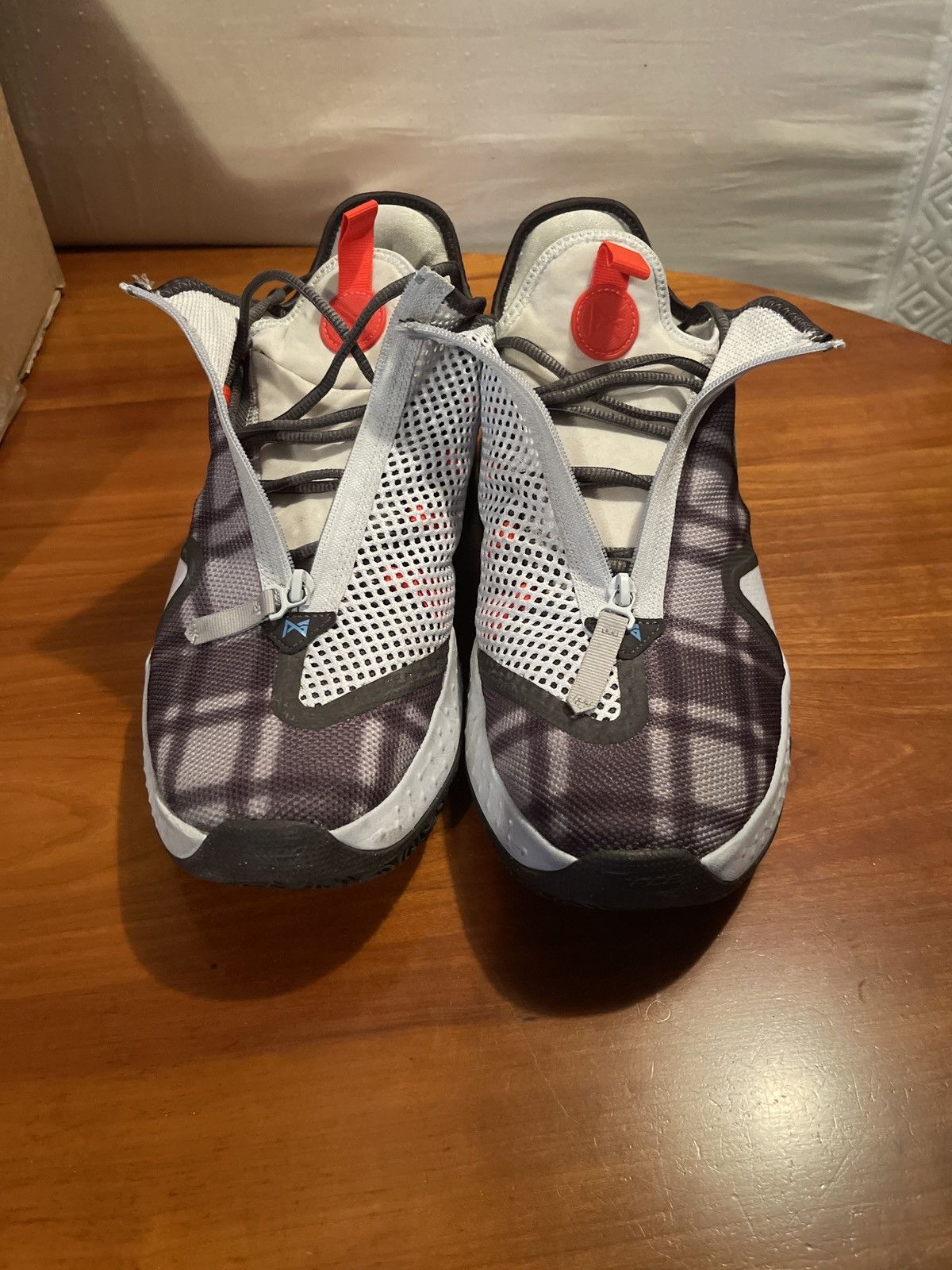 Nike Nike PG 4 Size US 15 / EU 48 - 3 Thumbnail