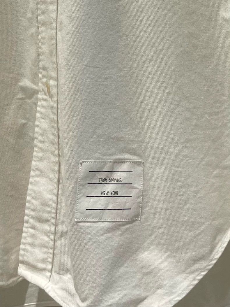 Thom Browne Thom browne White striped long-sleeved shirt 2504-Nextarrow Size US M / EU 48-50 / 2 - 5 Thumbnail