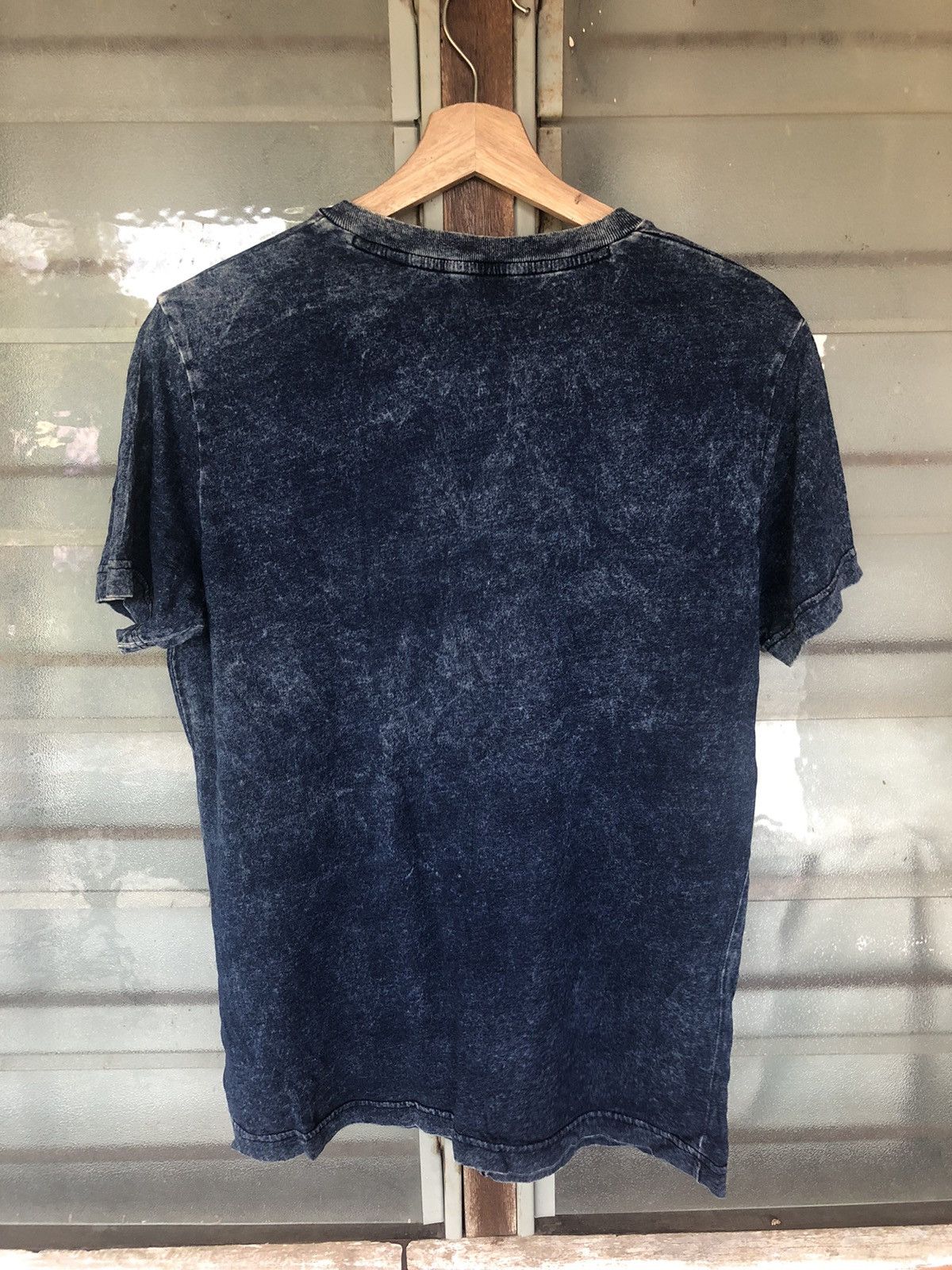 Diesel Vintage Diesel Plain Blue Distressed Shirt Tee Size US XS / EU 42 / 0 - 5 Thumbnail