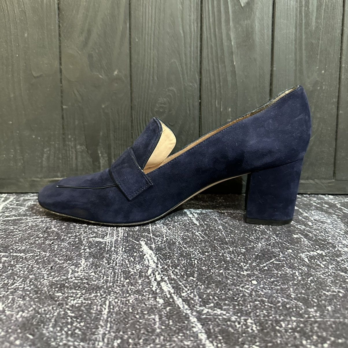 Stuart Weitzman Stuart Weitzman women’s suede loafers heels size 40 Size US 10 / IT 40 - 10 Thumbnail